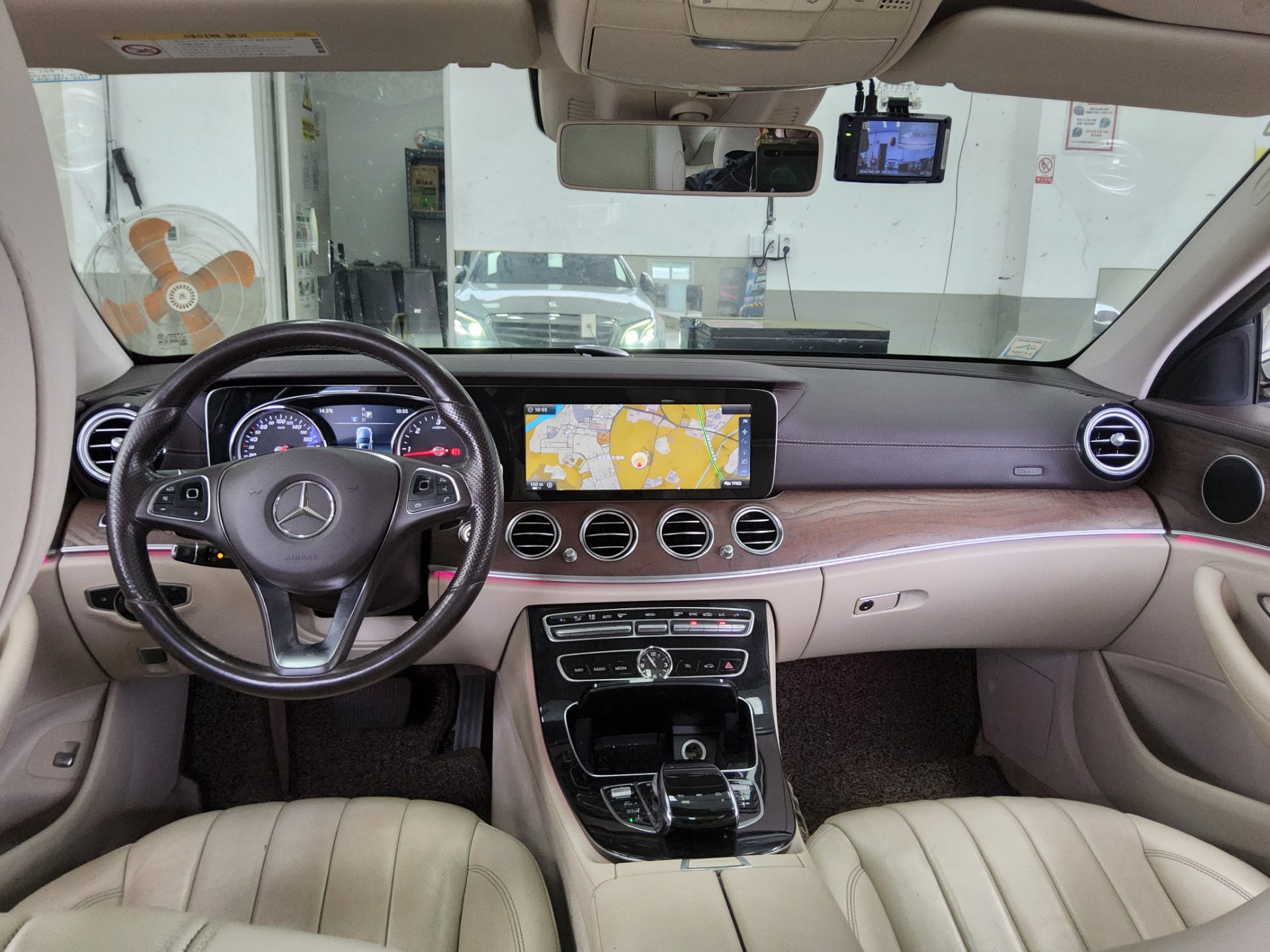 Mercedes-Benz E-Class 2017 - Image 10