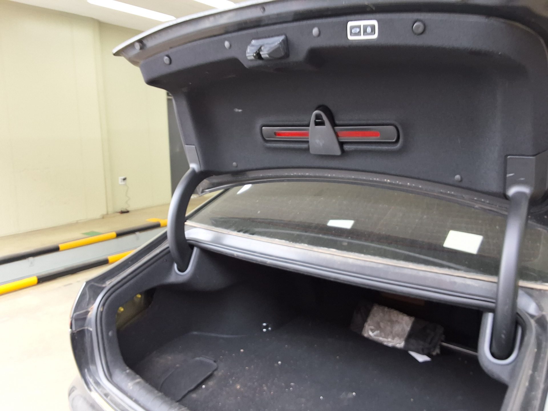 Hyundai Grandeur 2023 - Image 14