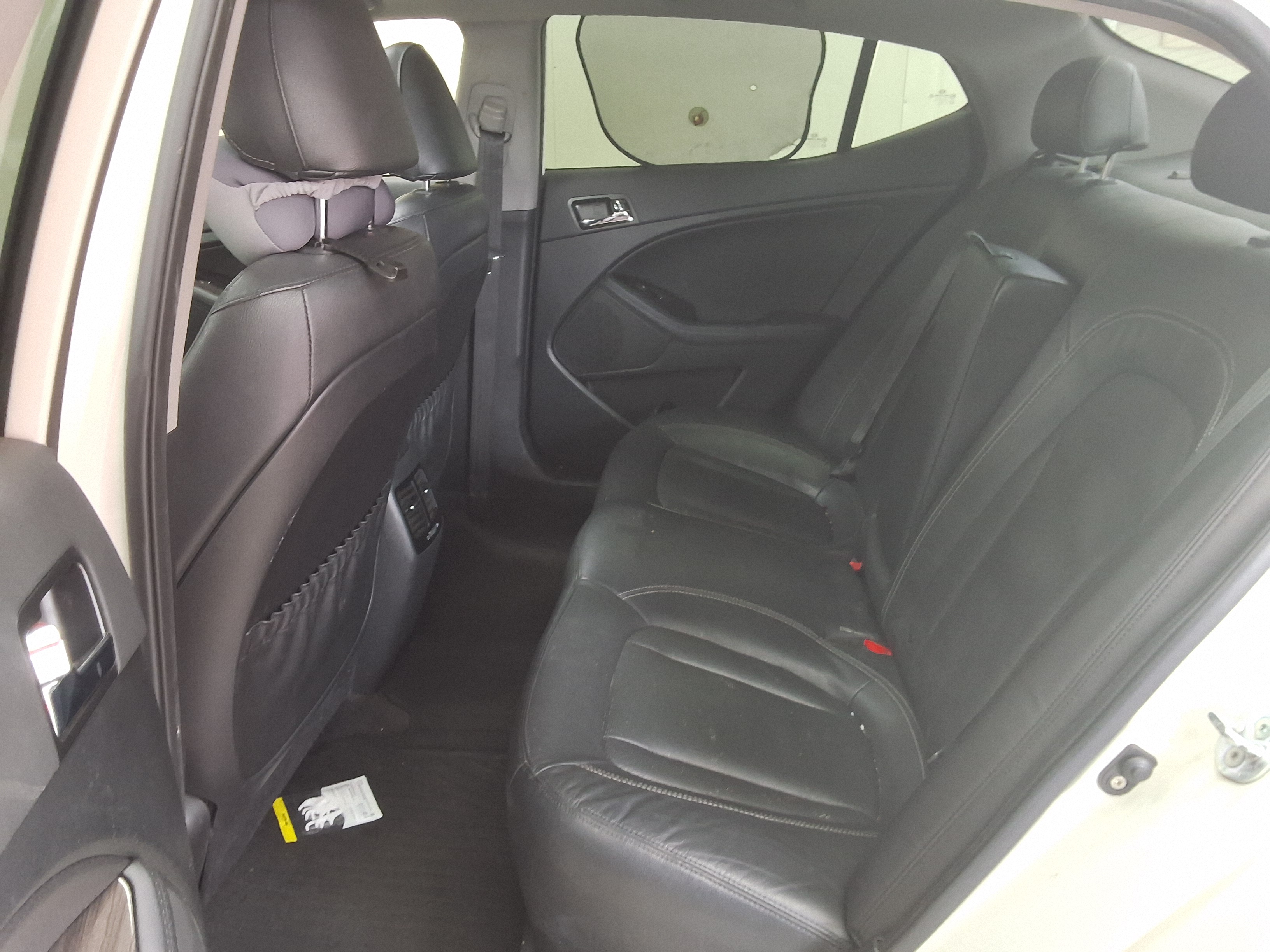 Kia K5 2011 - Image 11