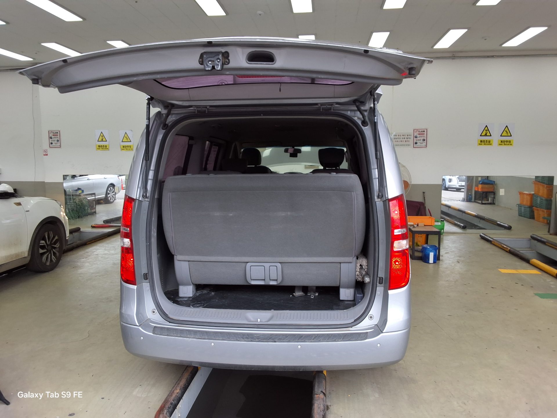 Hyundai Grand Starex 2016 - Image 14