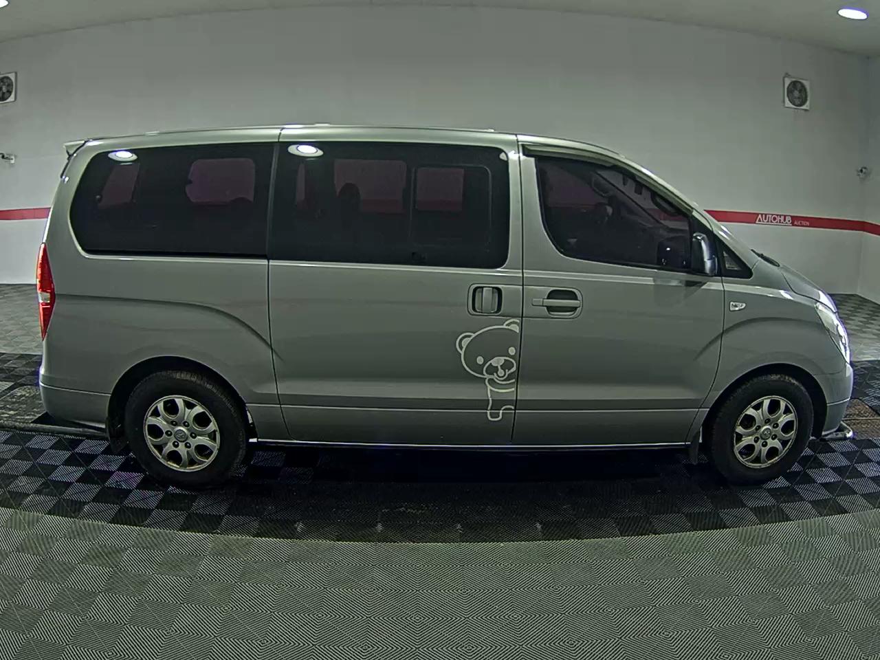 Hyundai Grand Starex 2016 - Image 3