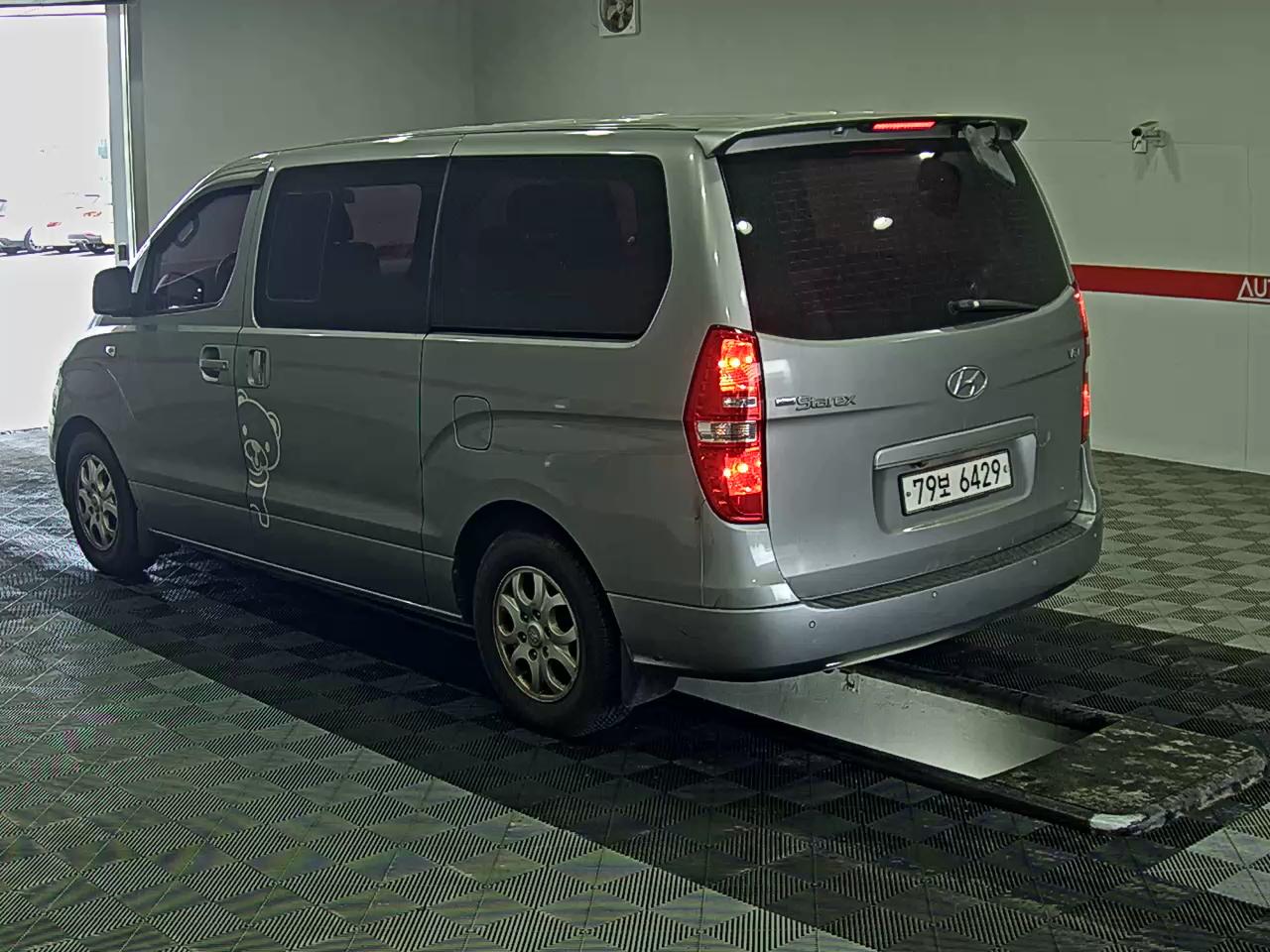 Hyundai Grand Starex 2016 - Image 5