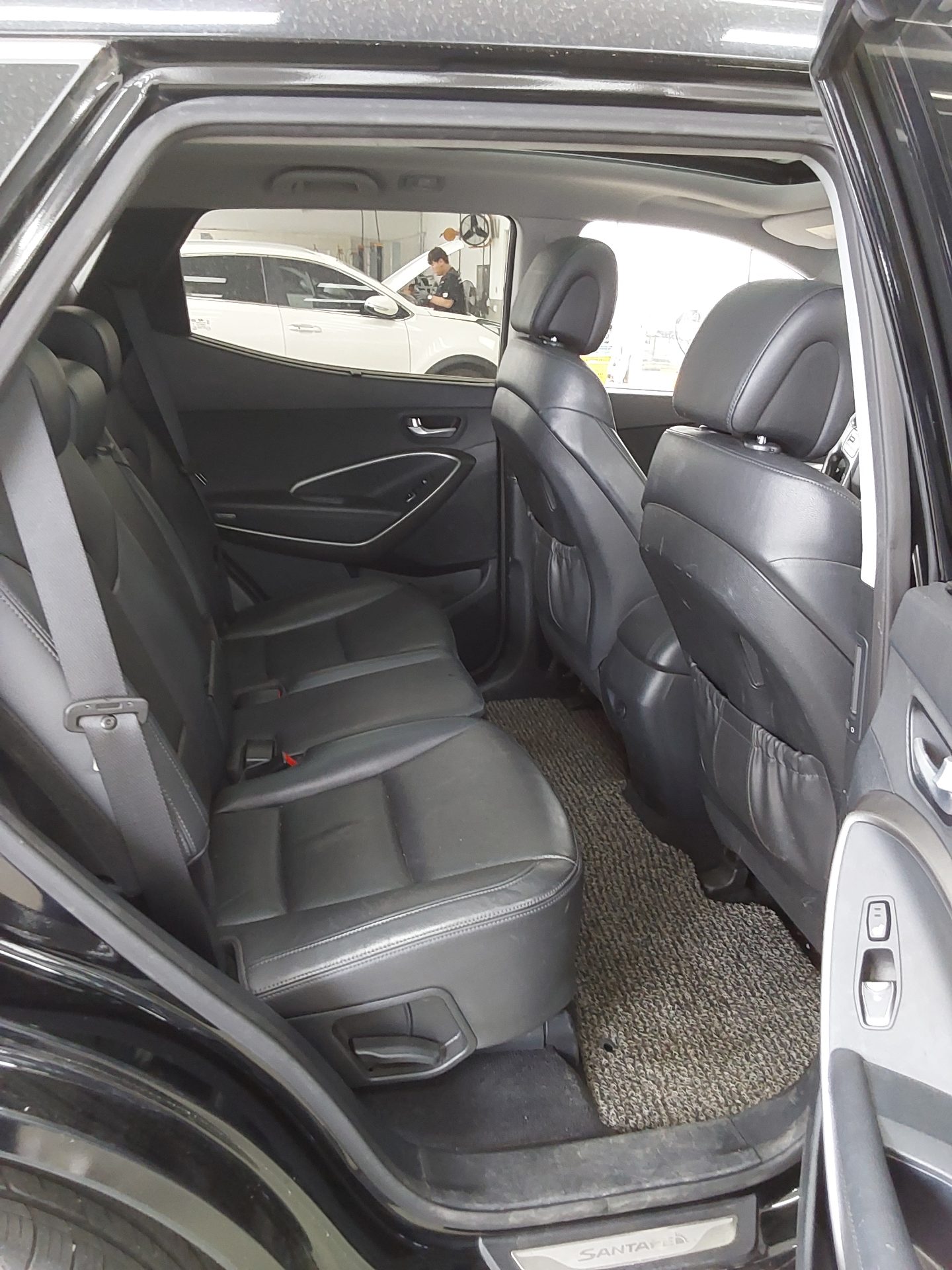 Hyundai Santa Fe 2016 - Image 12