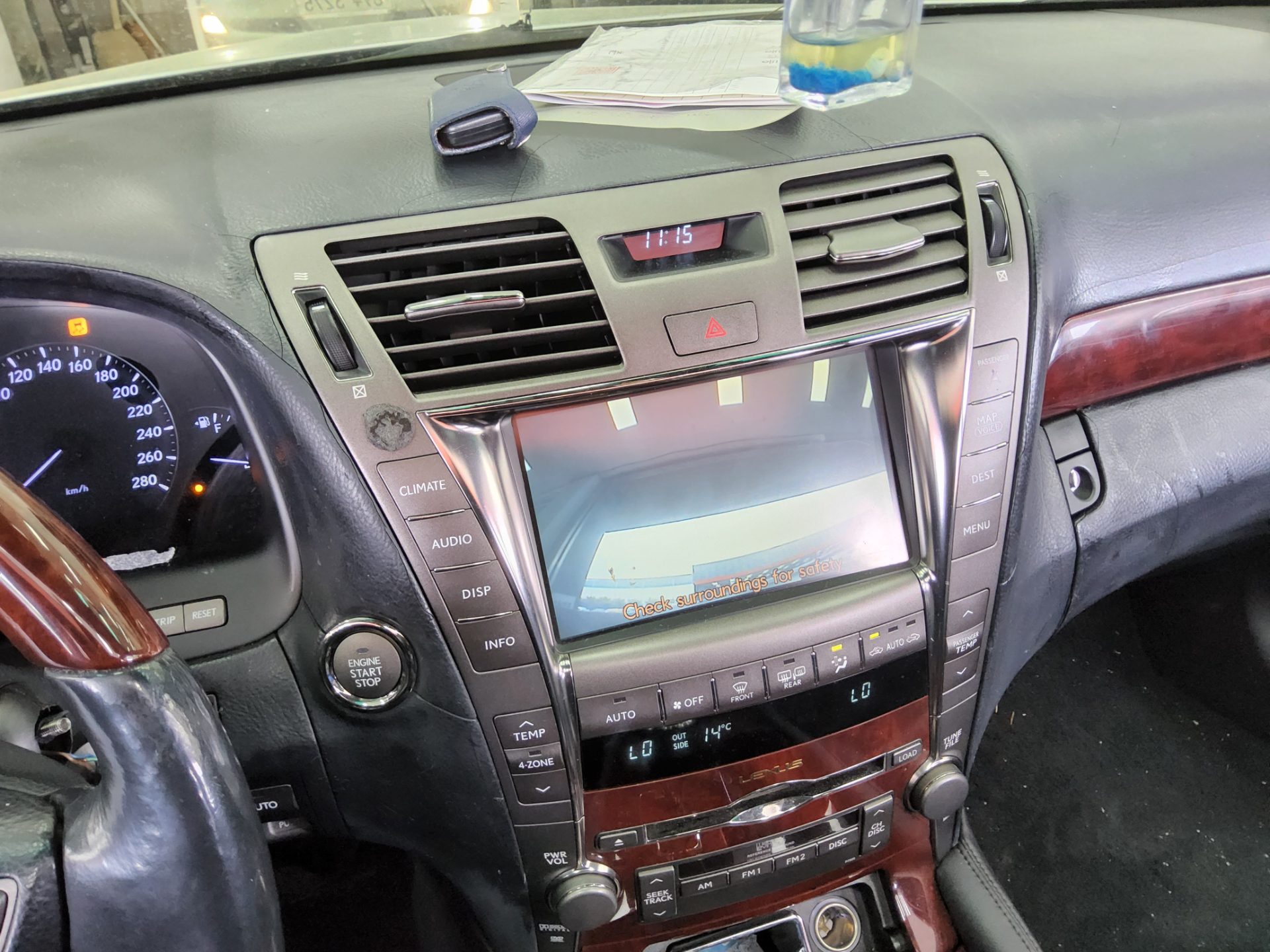 لكزس LS 2007 - صورة 16