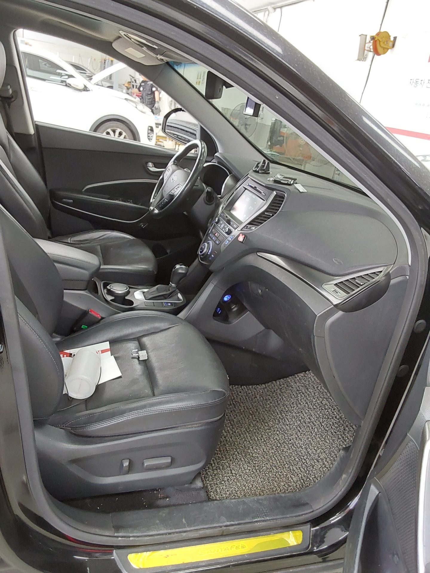 Hyundai Santa Fe 2016 - Image 13