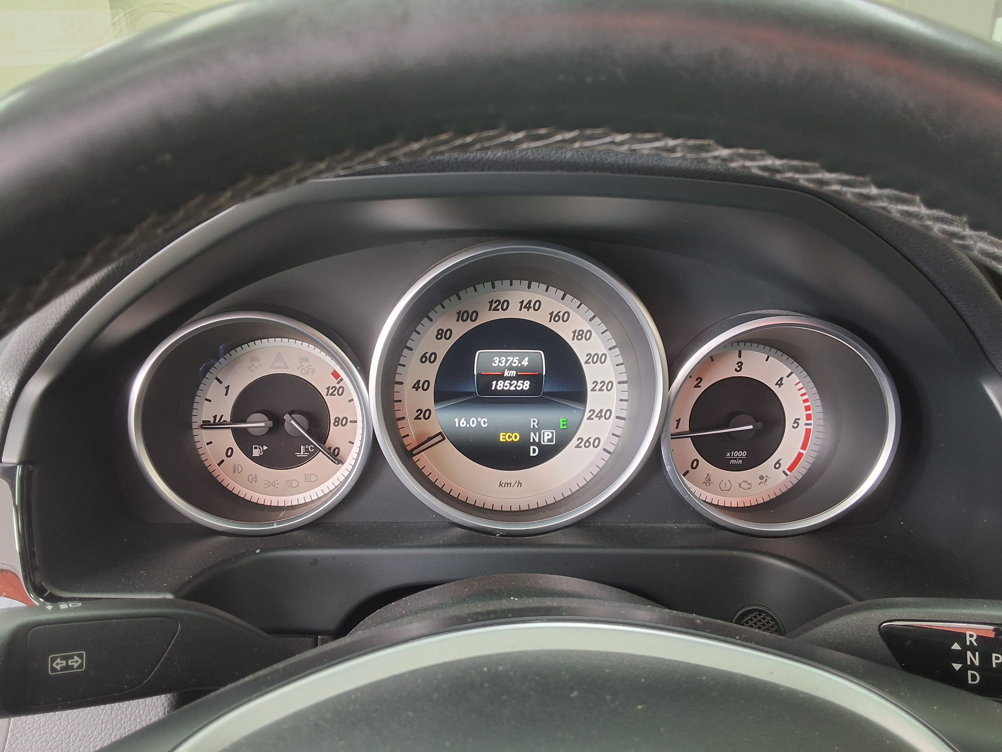 Mercedes-Benz E-Class 2016 - Image 8