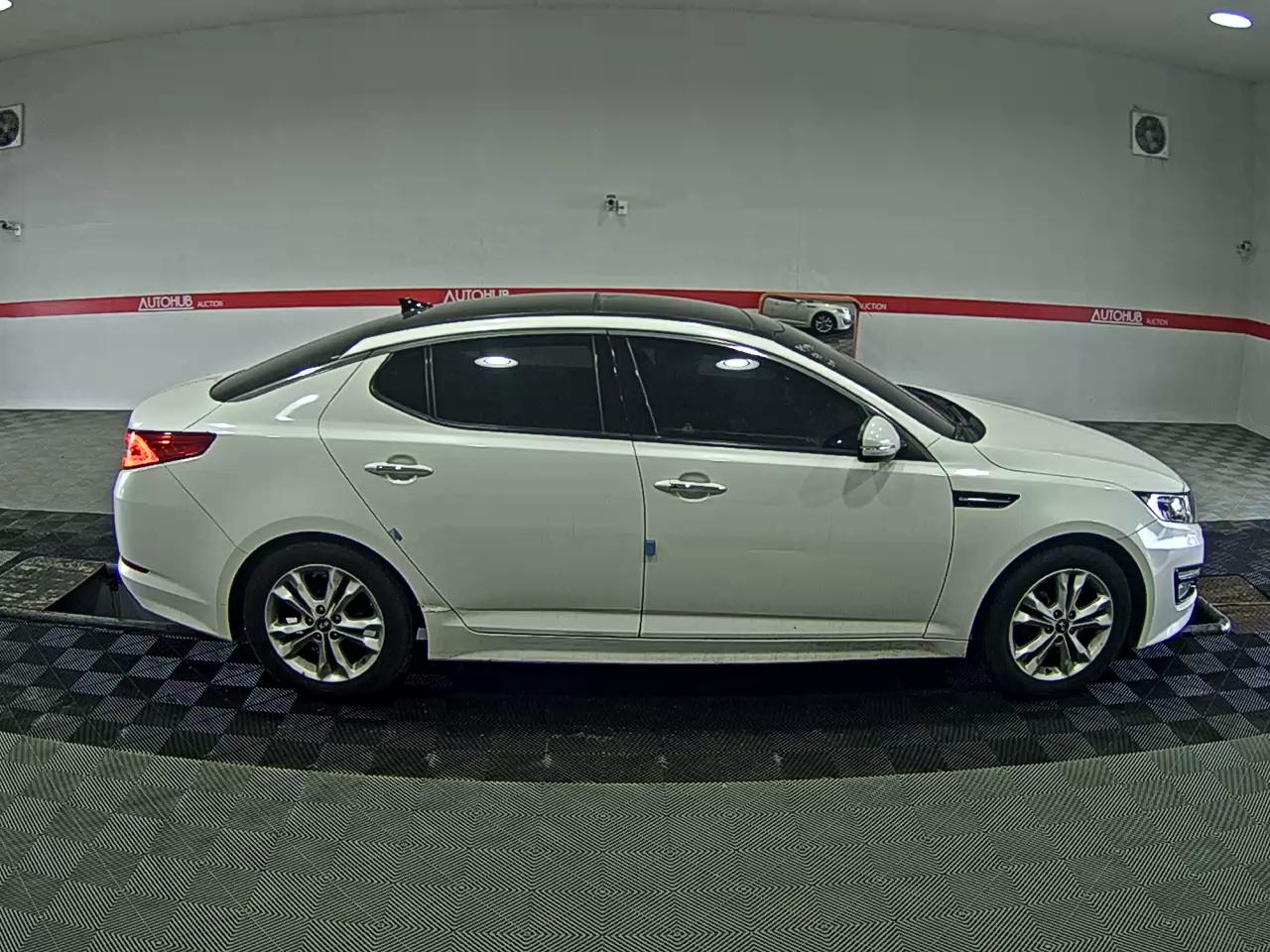Kia K5 2011 - Image 3
