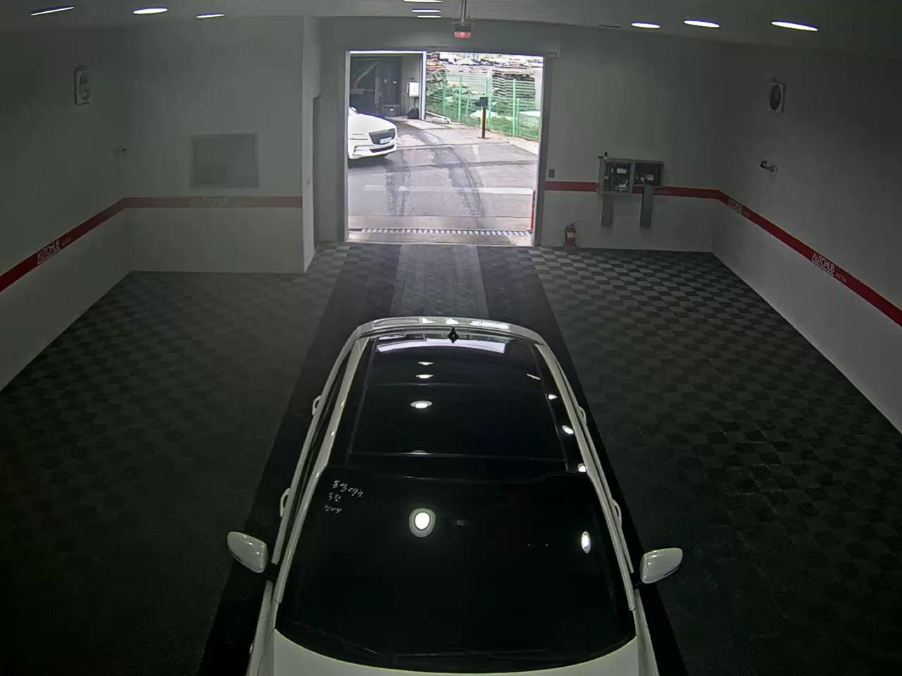 Kia K5 2011 - Image 6