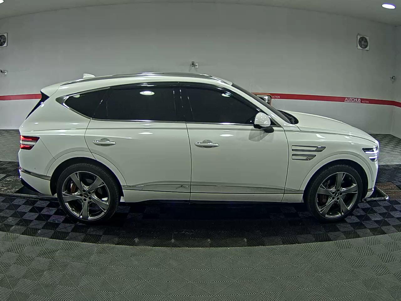 2023 - genesis gv80