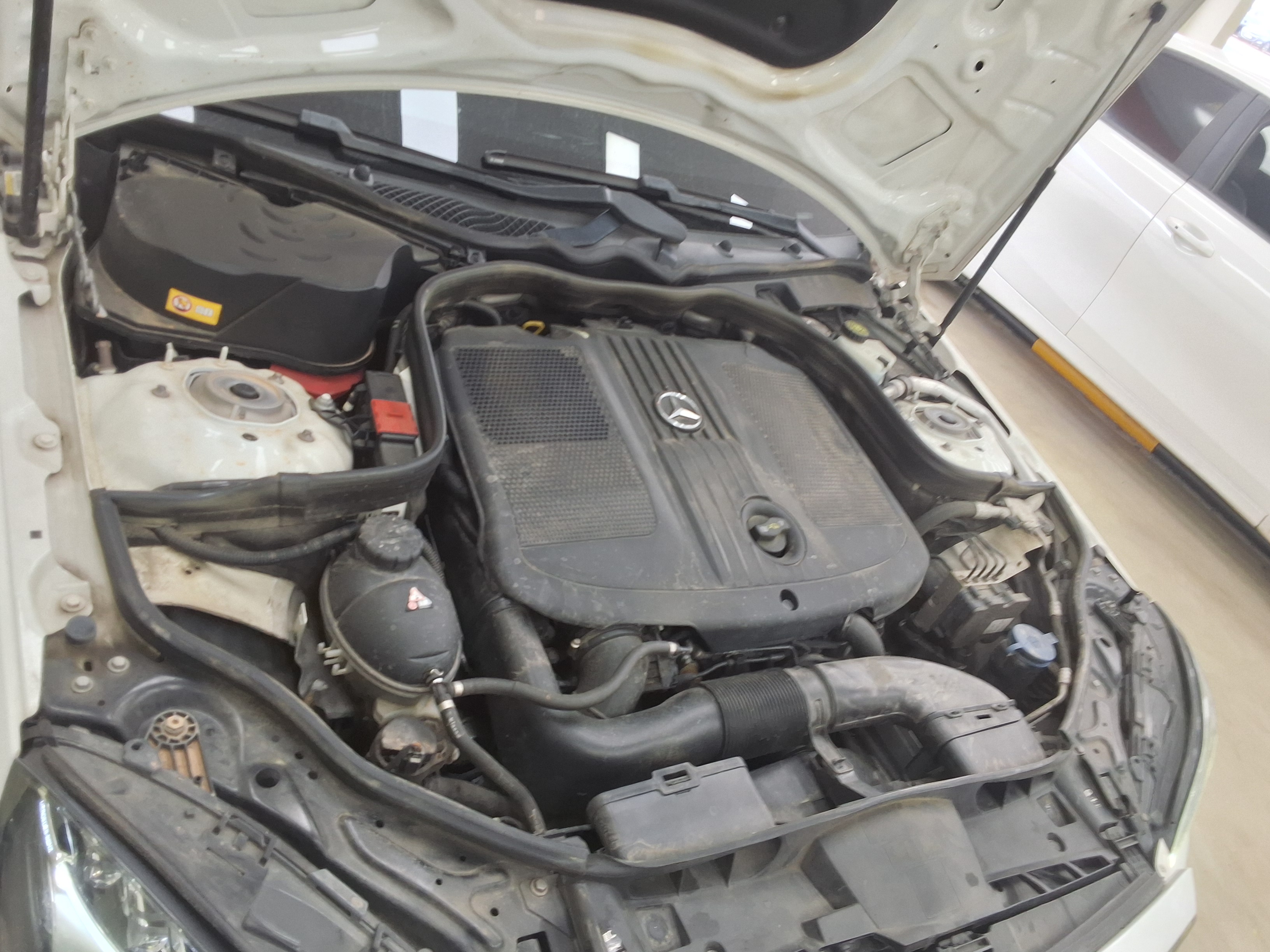 Mercedes-Benz E-Class 2016 - Image 20