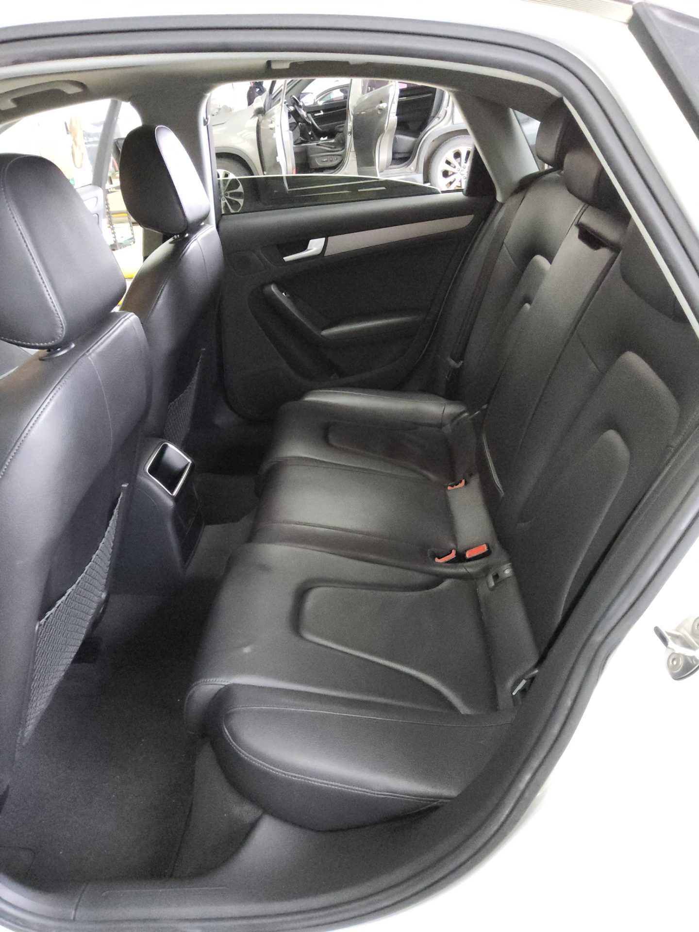 Audi A4 2014 - Image 11
