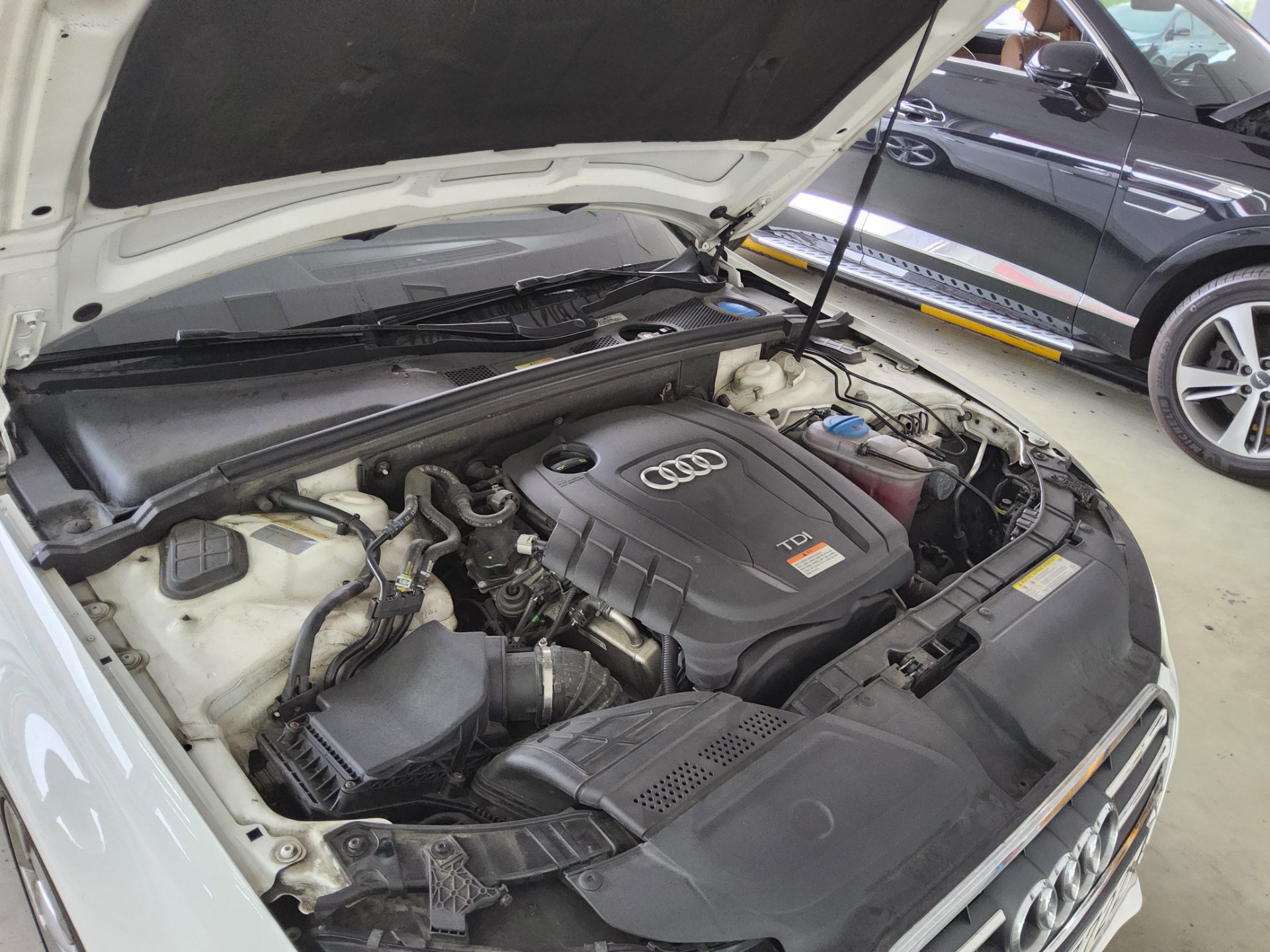 Audi A4 2014 - Image 18