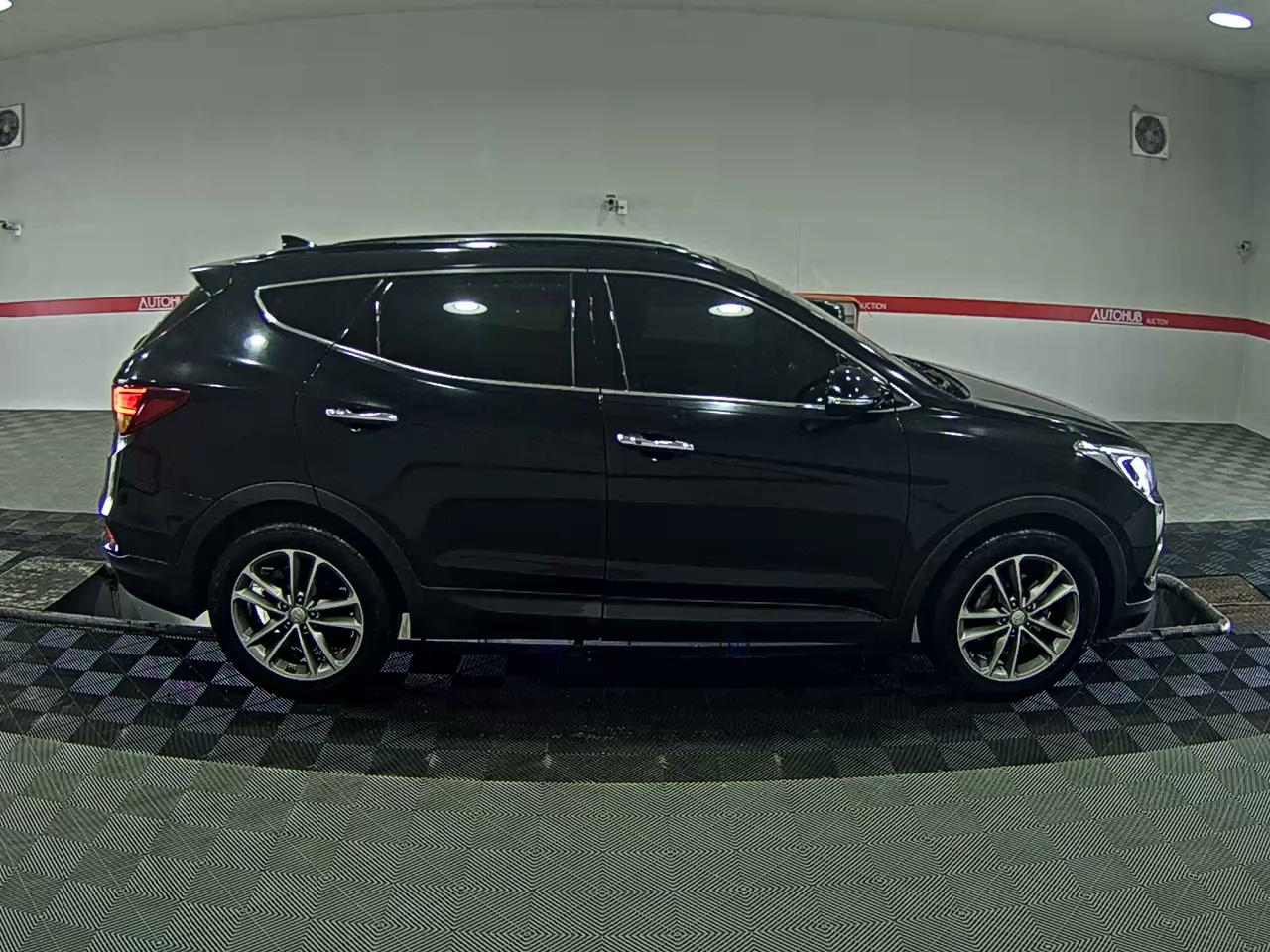 Hyundai Santa Fe 2016 - Image 3