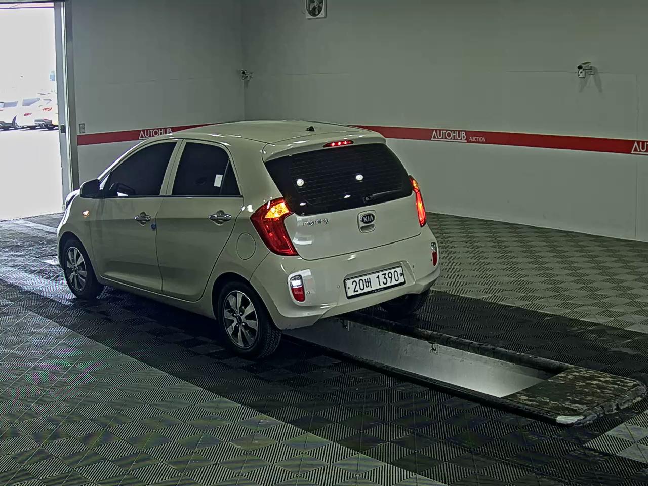Kia Morning 2015 - Image 5
