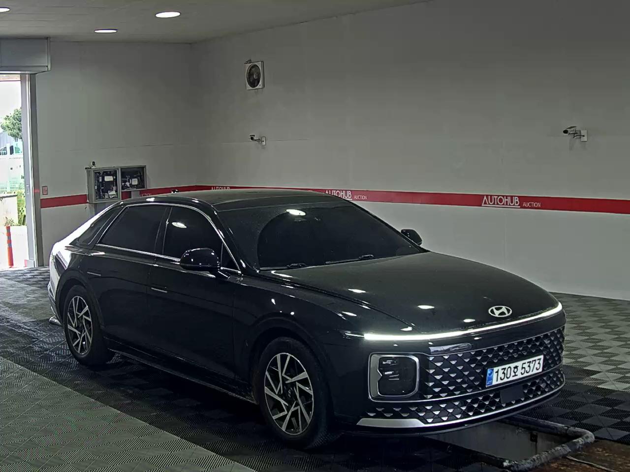 Hyundai Grandeur 2023 - Image 2