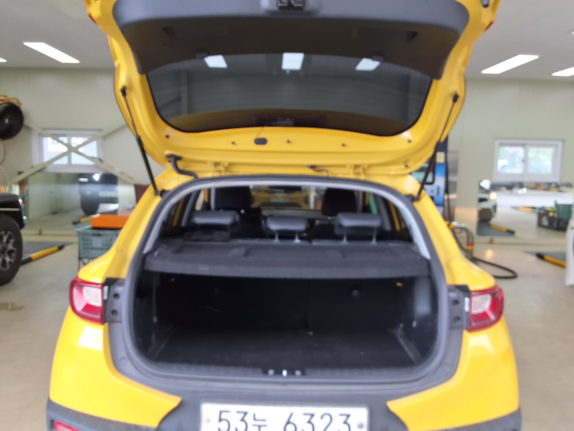 Kia Stonic 2018 - Image 14