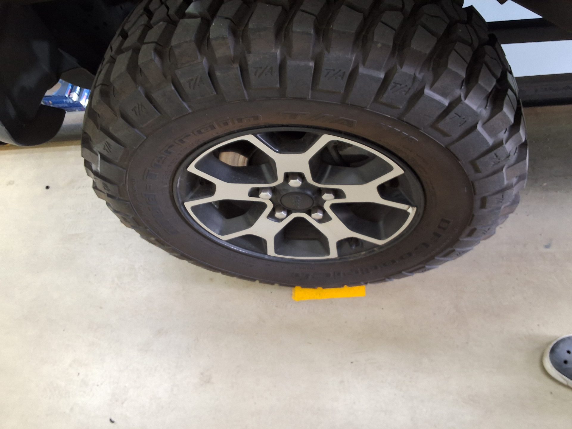 Jeep Wrangler 2023 - Image 20