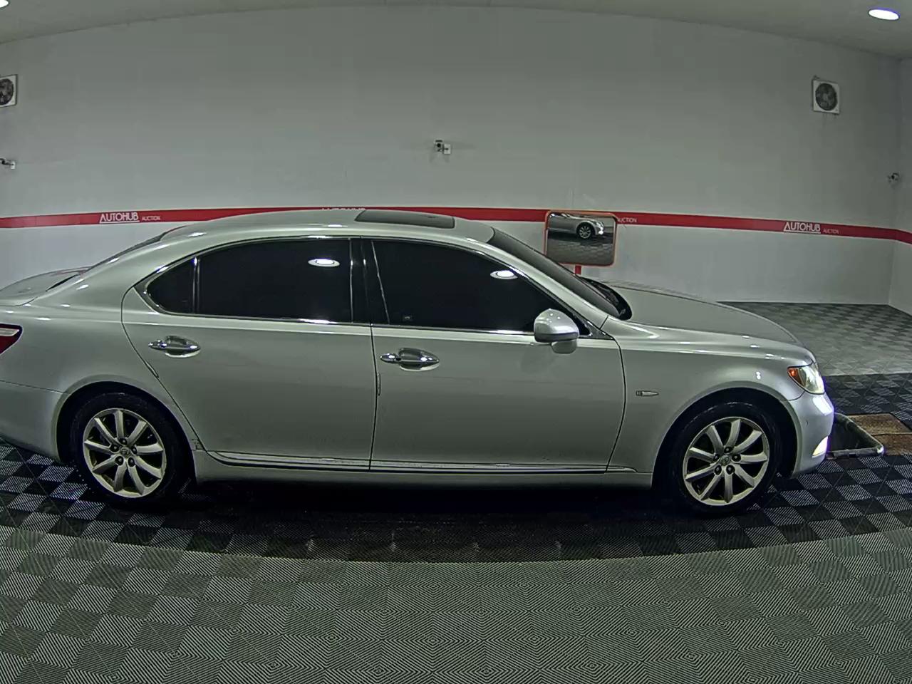 لكزس LS 2007 - صورة 3