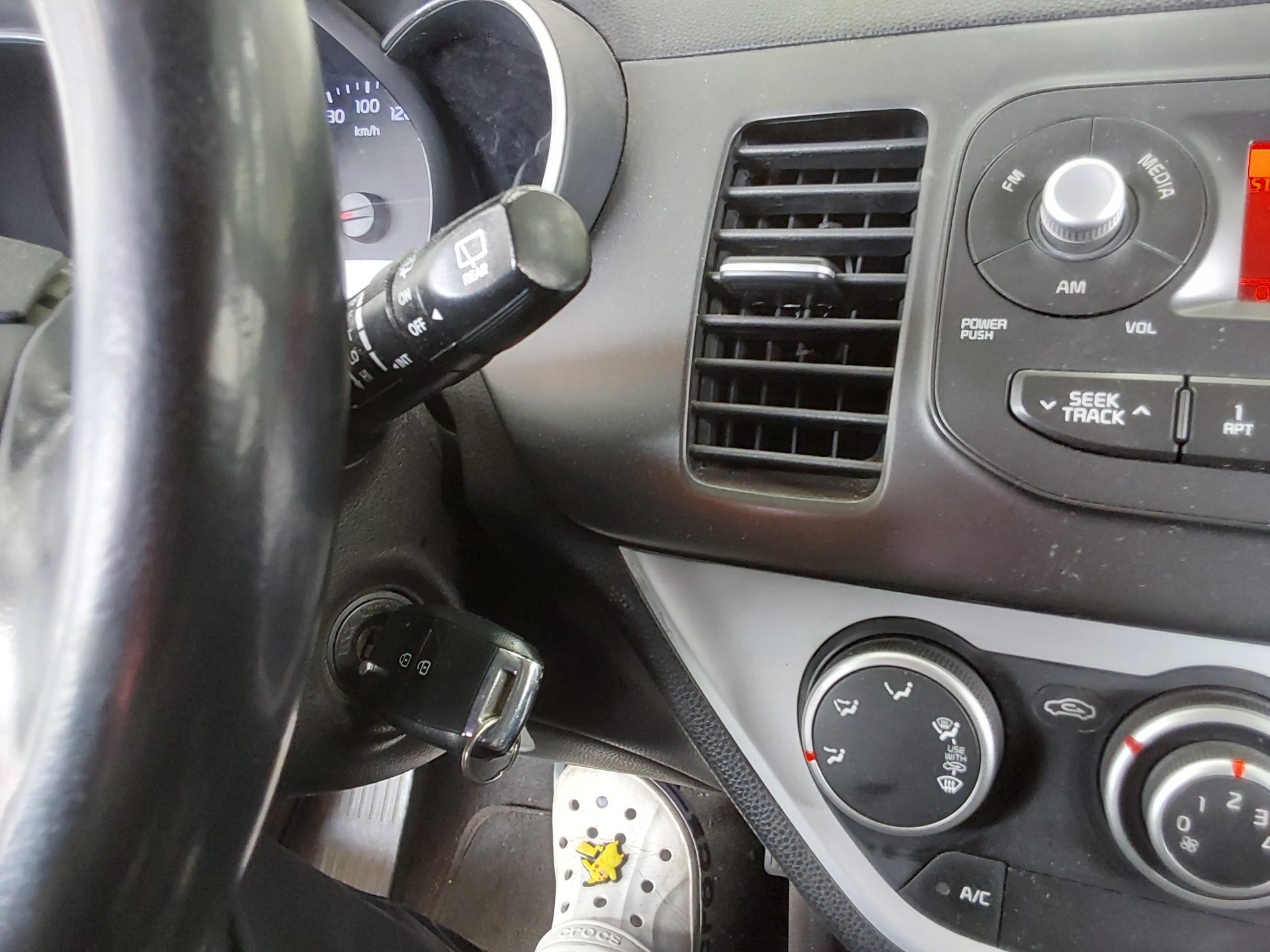 Kia Morning 2016 - Image 16