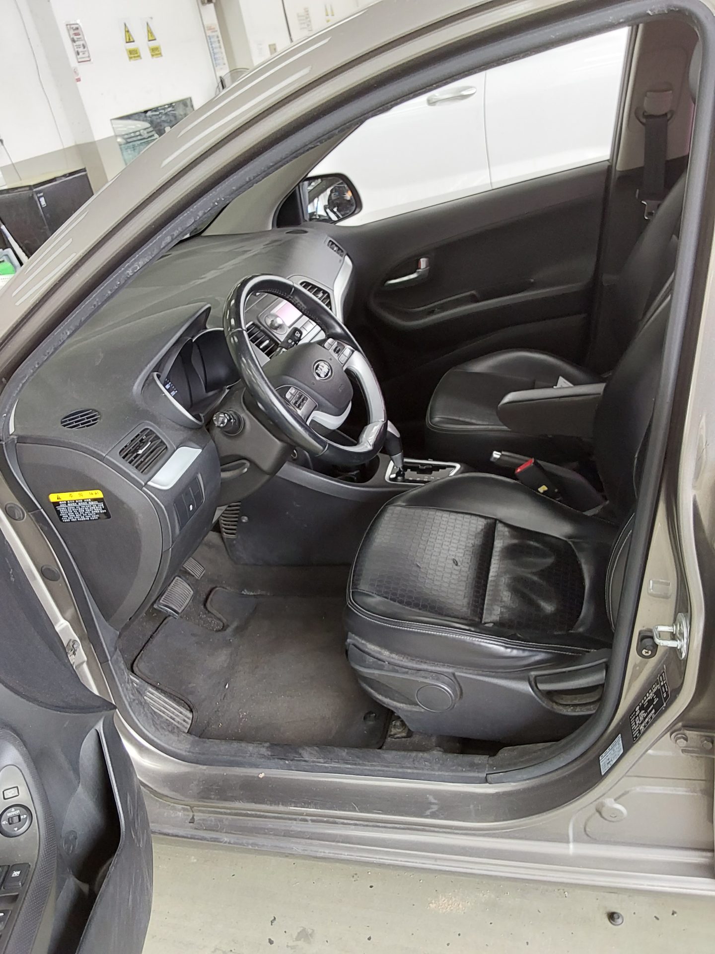 Kia Morning 2016 - Image 9
