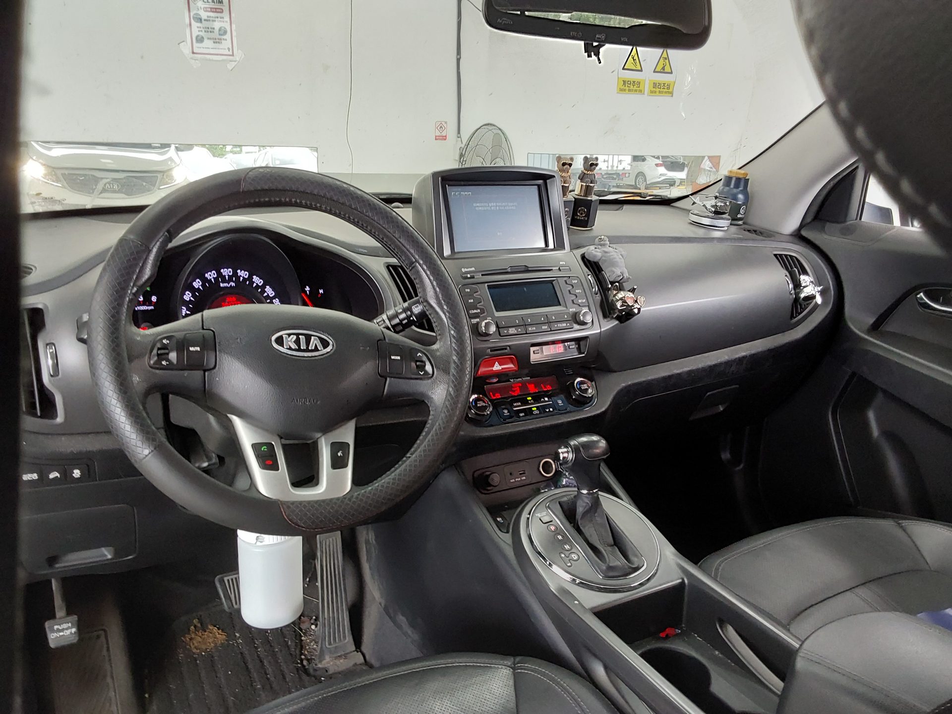 Kia Sportage 2011 - Image 11