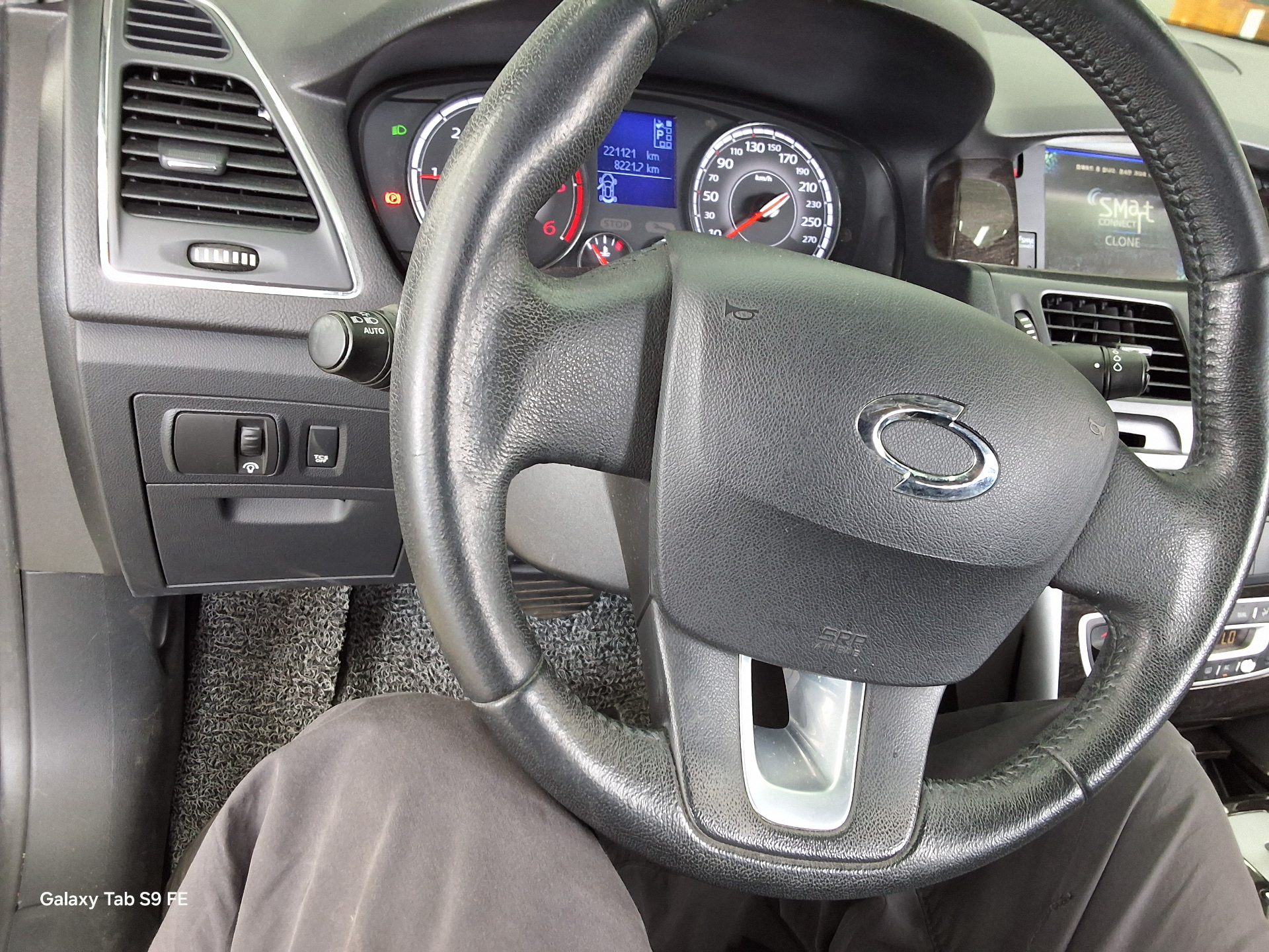 Renault Samsung SM5 2015 - Image 16