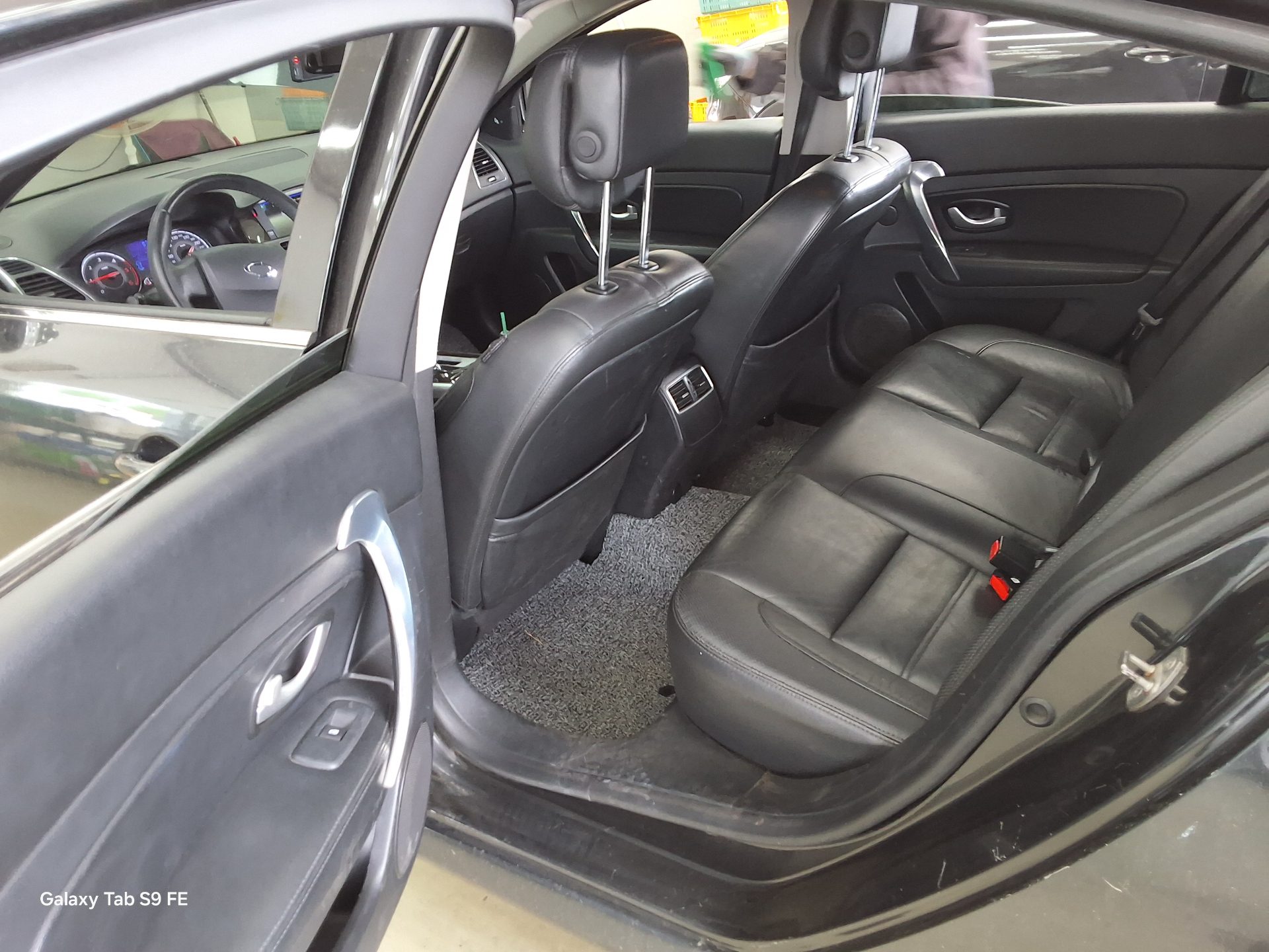 Renault Samsung SM5 2015 - Image 11