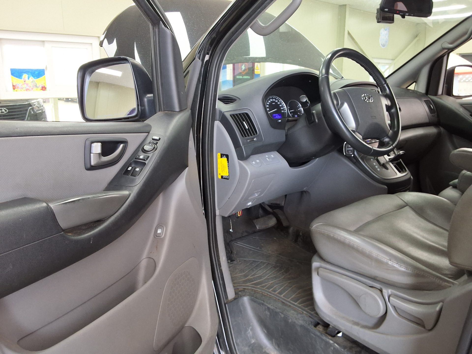 Hyundai Grand Starex 2020 - Image 9