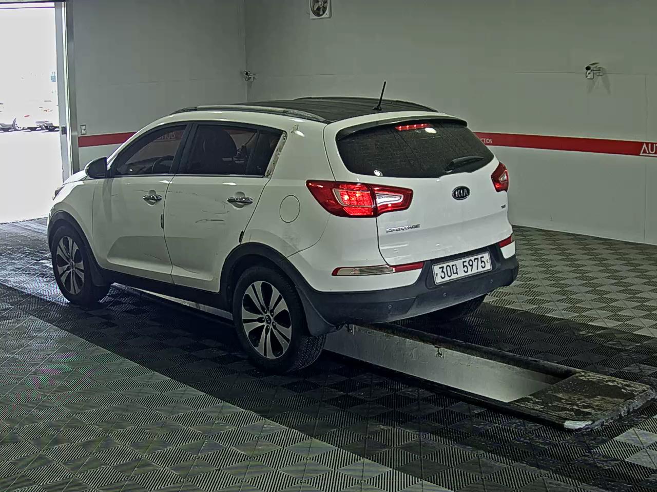 Kia Sportage 2011 - Image 5