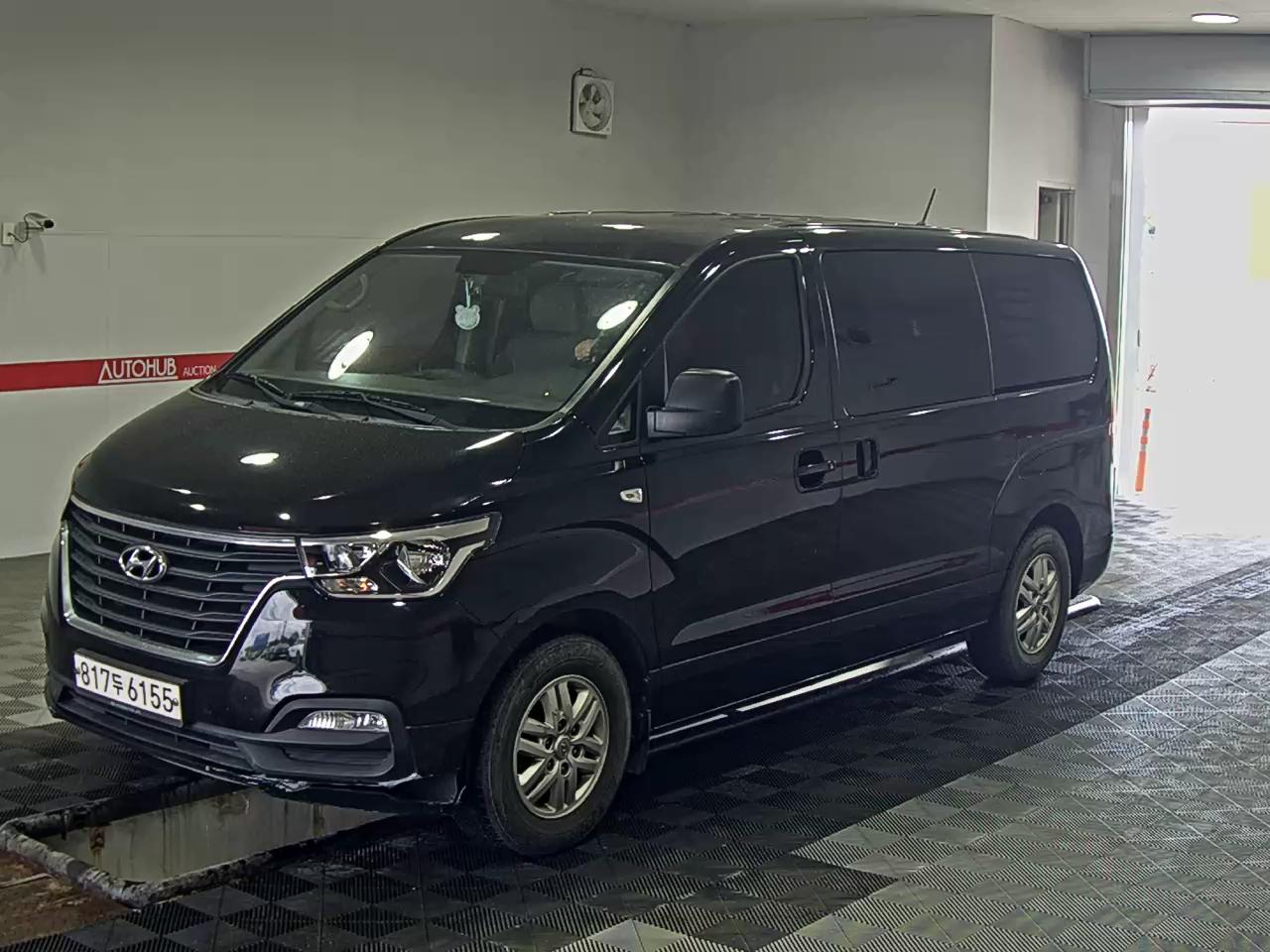 Hyundai Grand Starex