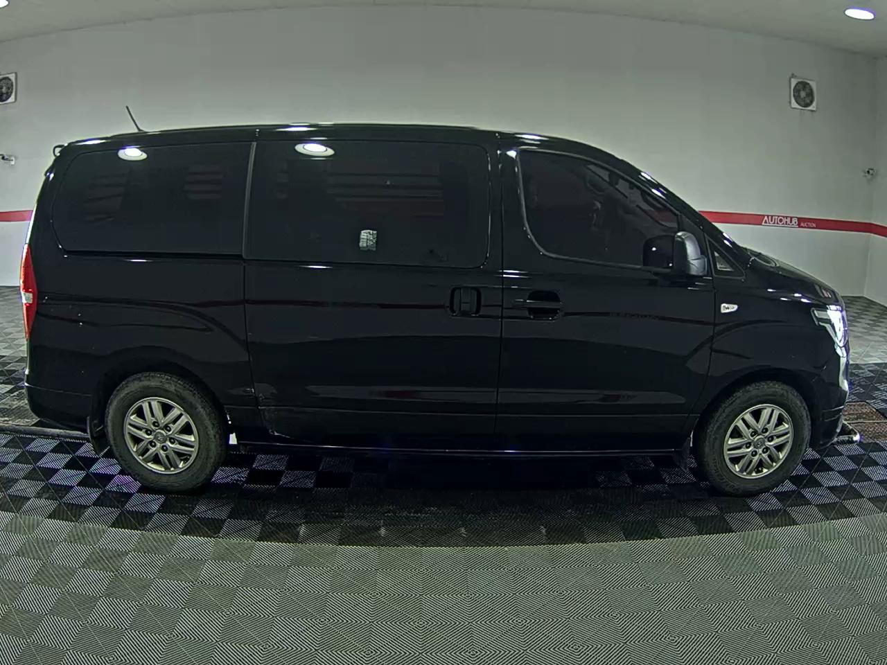 Hyundai Grand Starex 2020 - Image 3