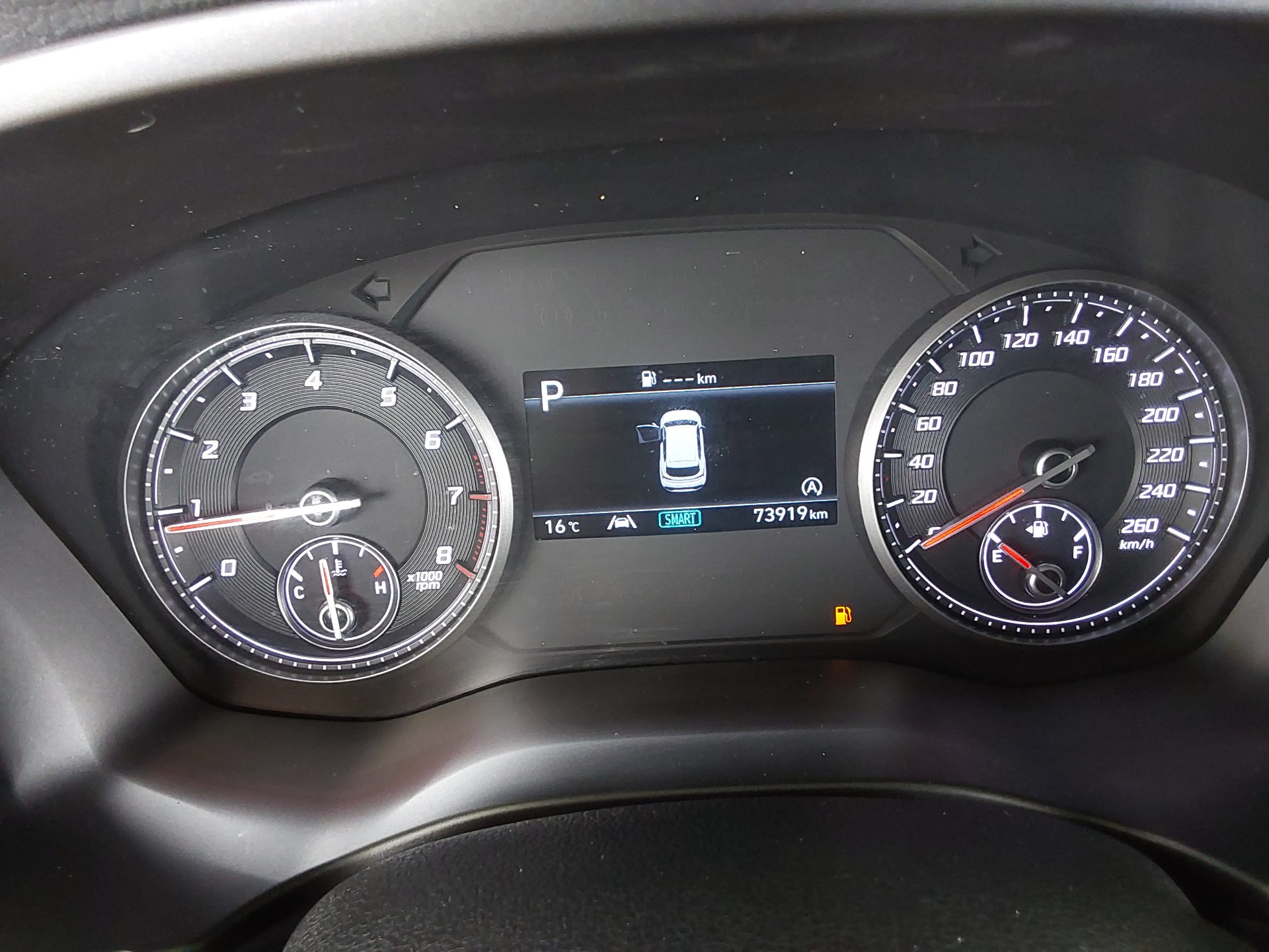 Hyundai Santa Fe 2021 - Image 8