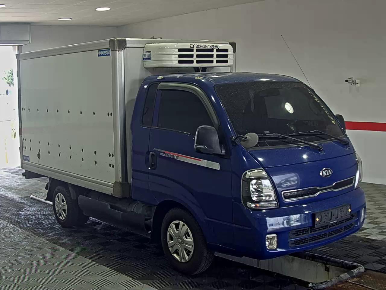 Chrysler Cargo 2020 - Image 2