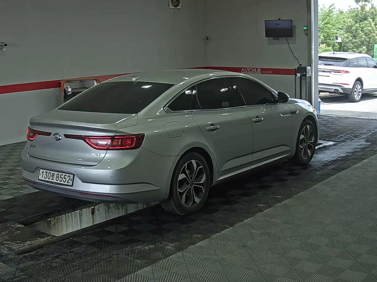 Renault Samsung SM6 2020 - Image 4