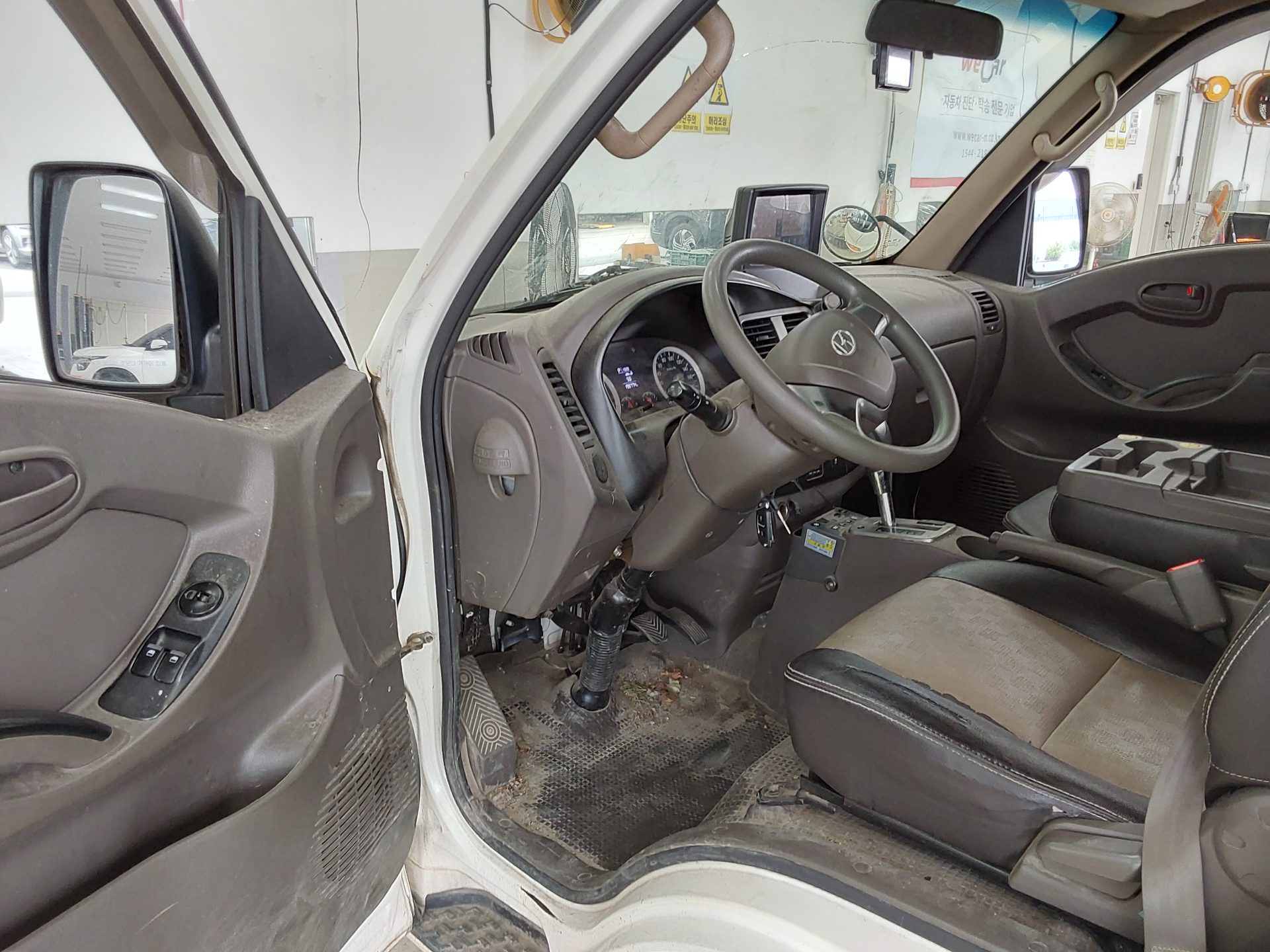 Hyundai Porter 2018 - Image 10
