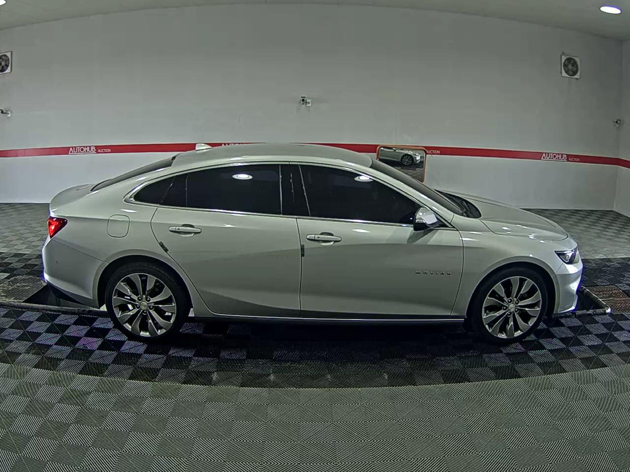 Chevrolet Malibu 2017 - Image 3