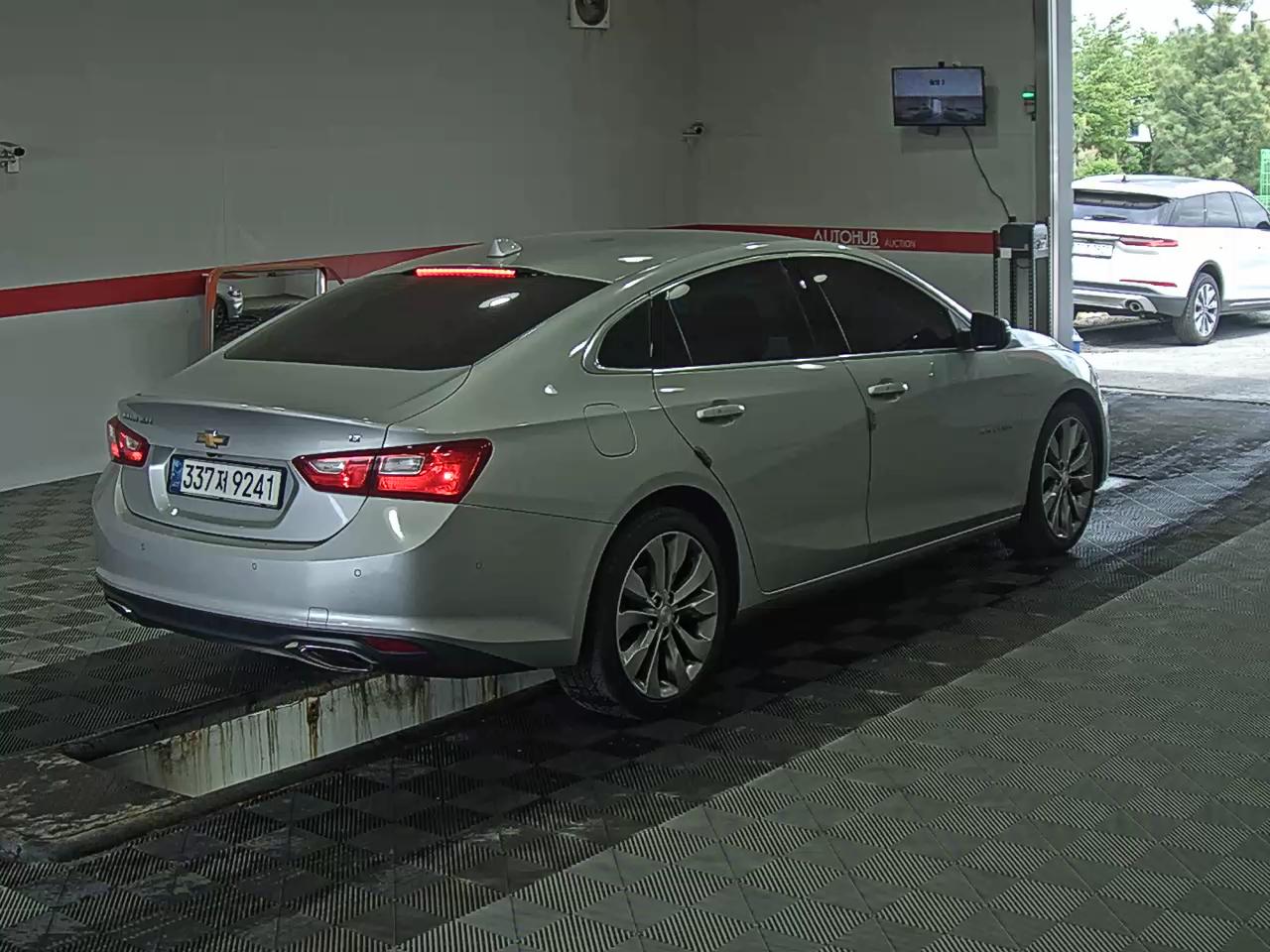 Chevrolet Malibu 2017 - Image 4