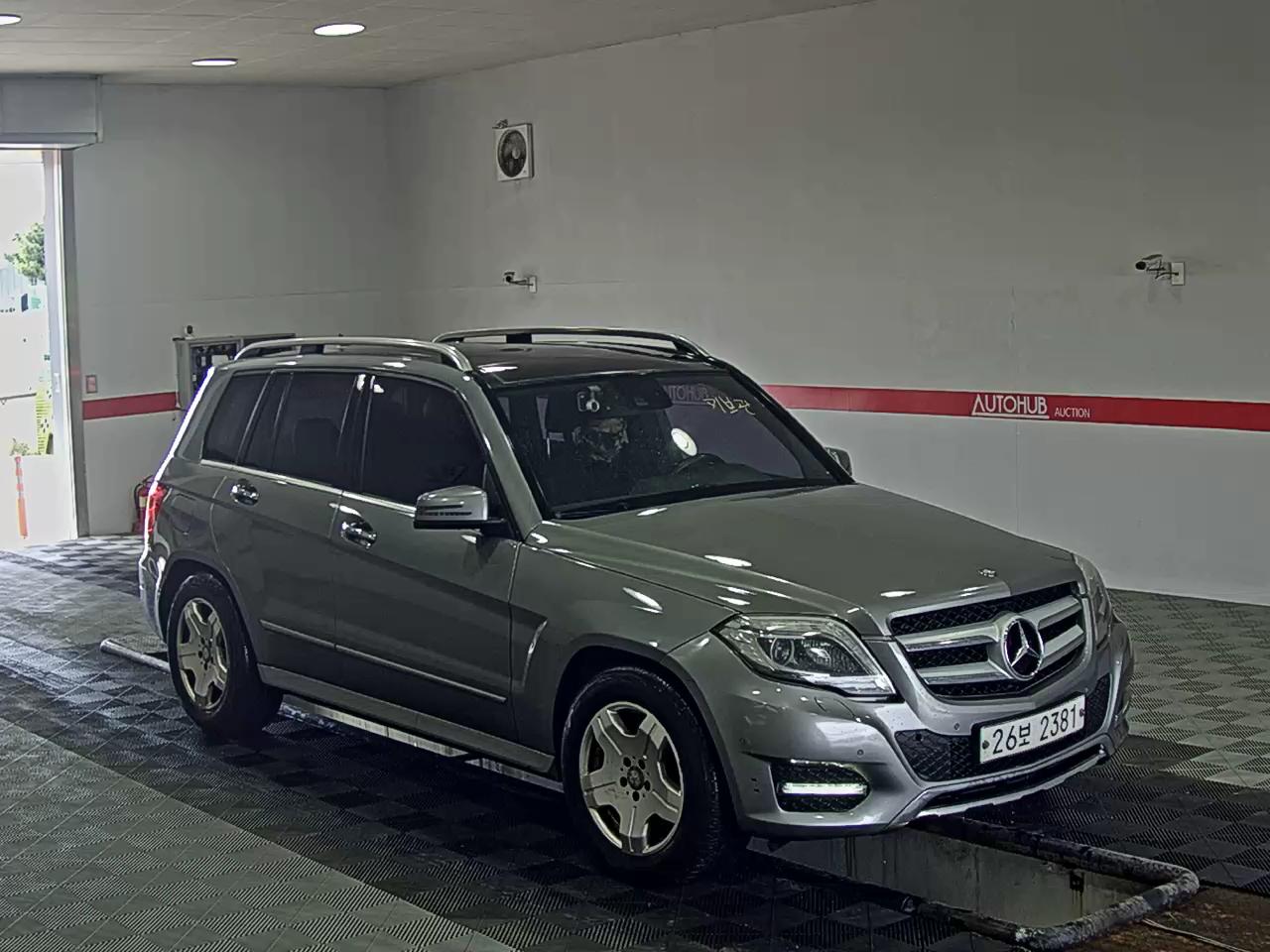 Mercedes-Benz GLK-Class 2013 - Image 2