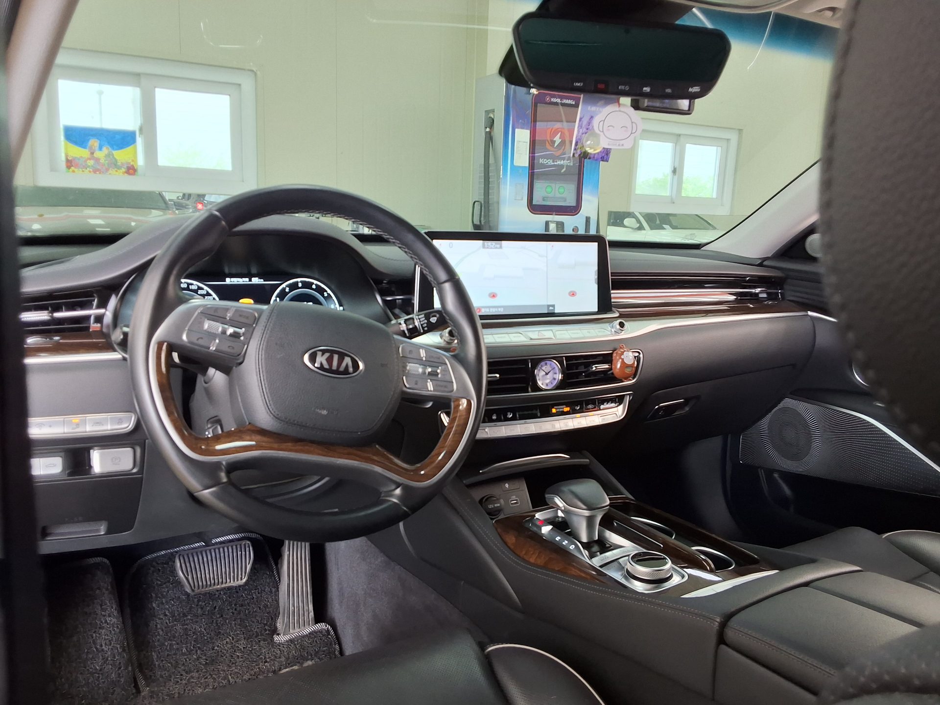 Kia QUORIS 2021 - Image 10