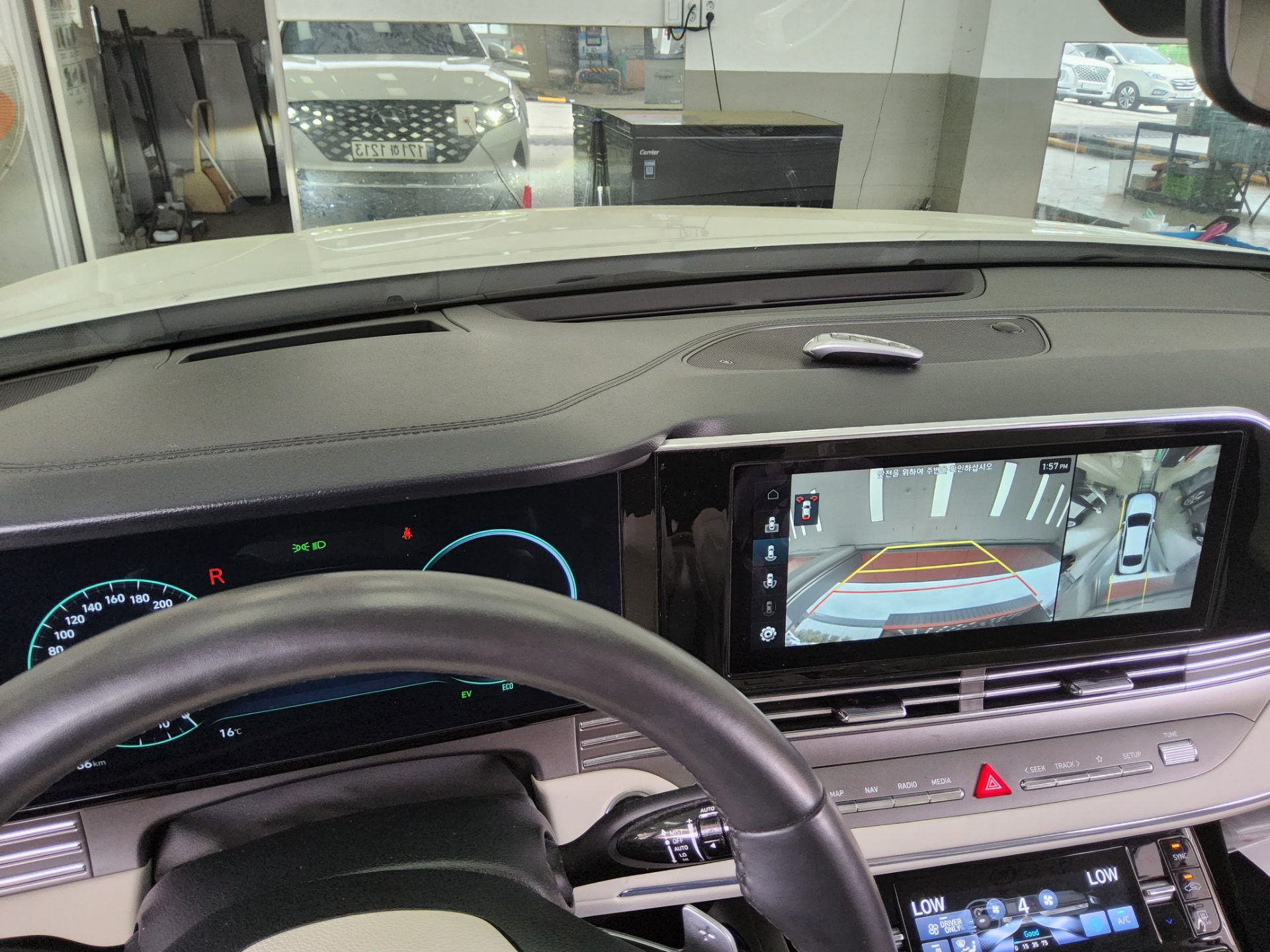 2022 - hyundai grandeur