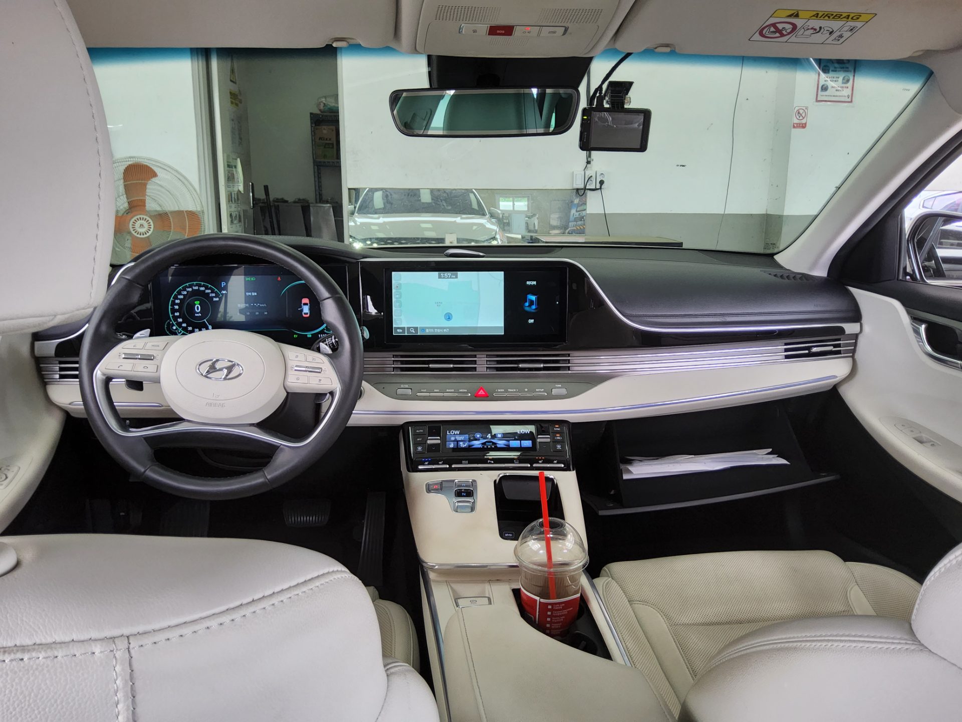 2022 - hyundai grandeur