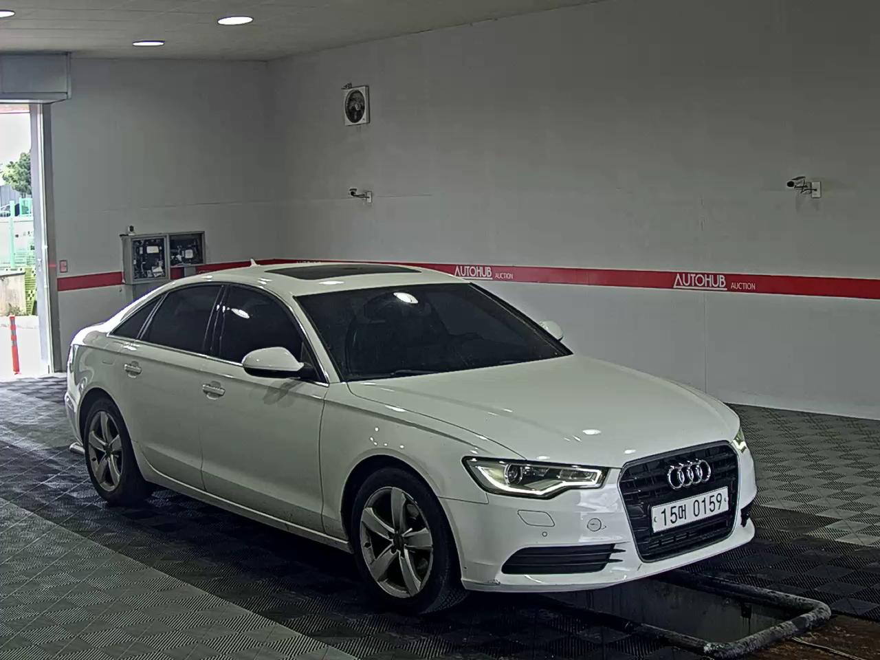 Audi A6 2013 - Image 2