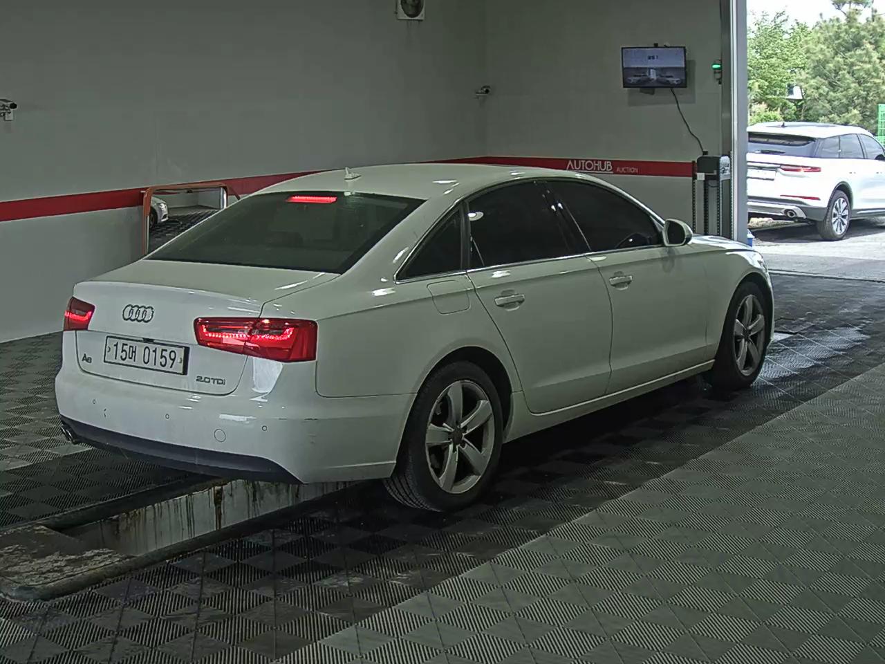 Audi A6 2013 - Image 4