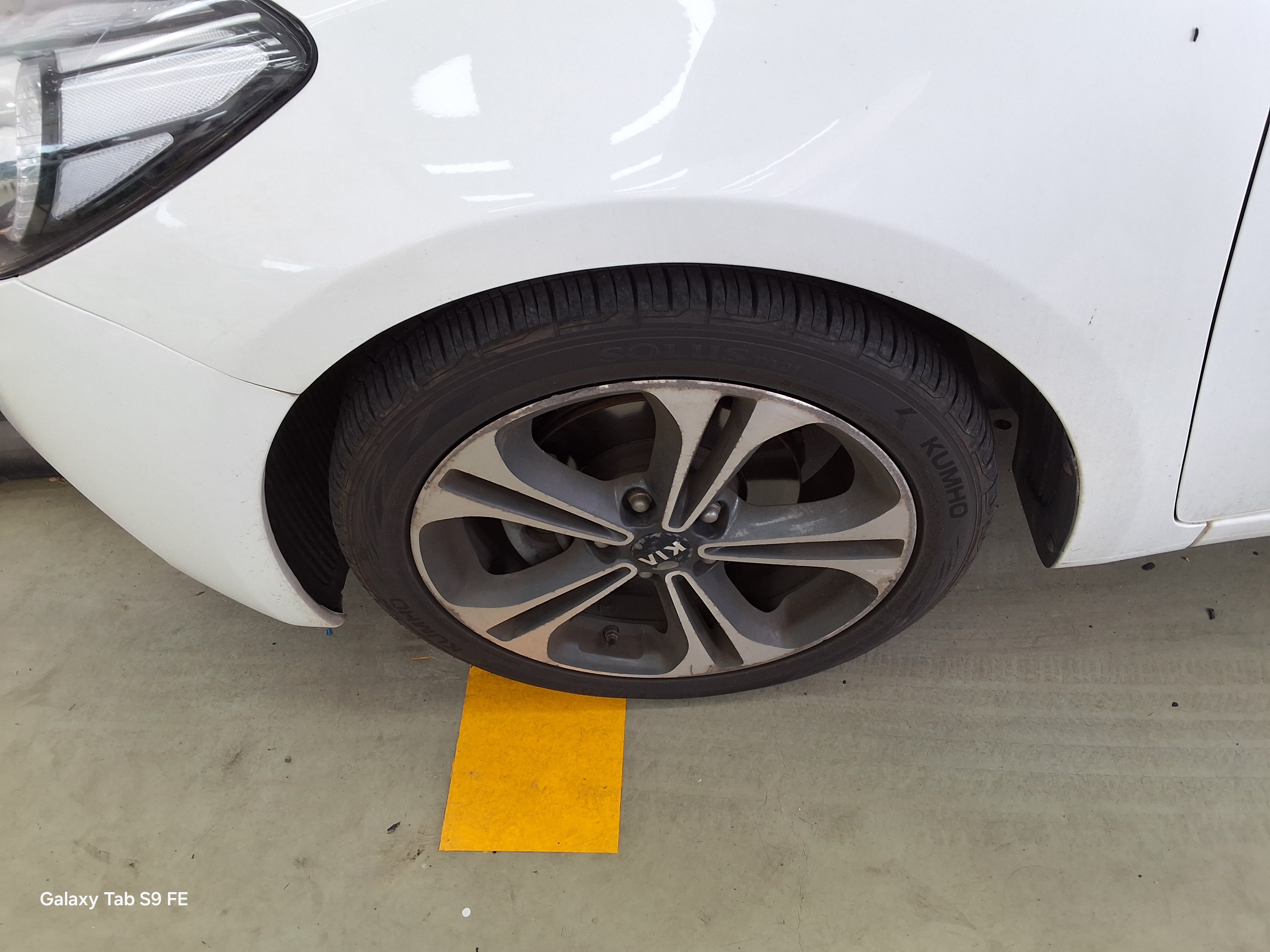 Kia K3 2013 - Image 21