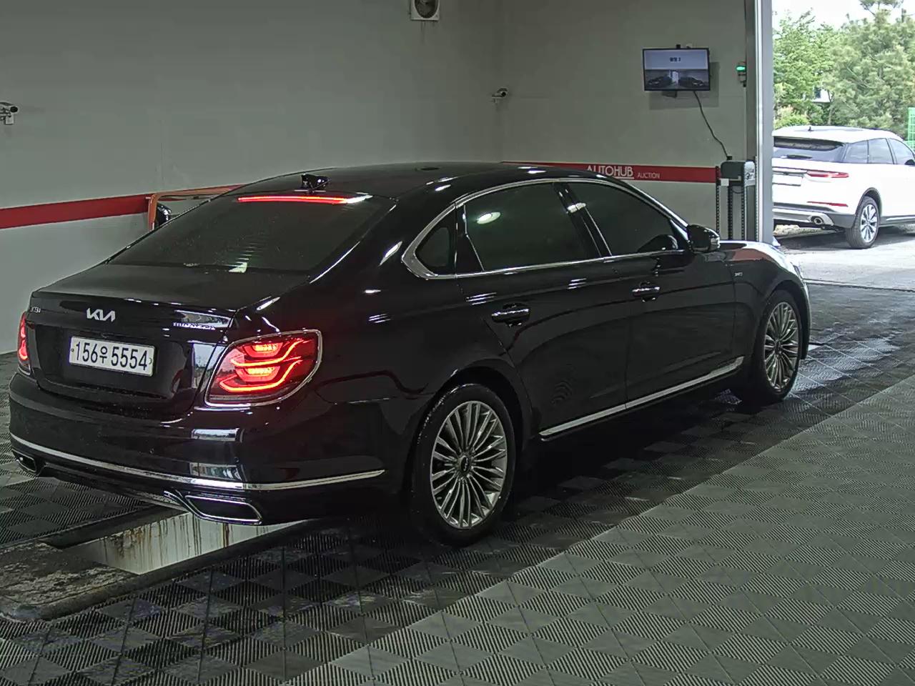 Kia QUORIS 2021 - Image 4