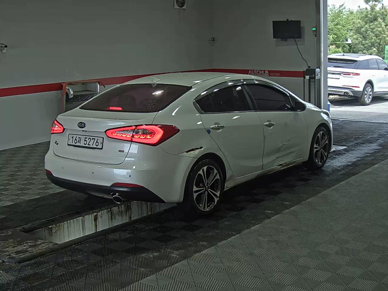 Kia K3 2013 - Image 4