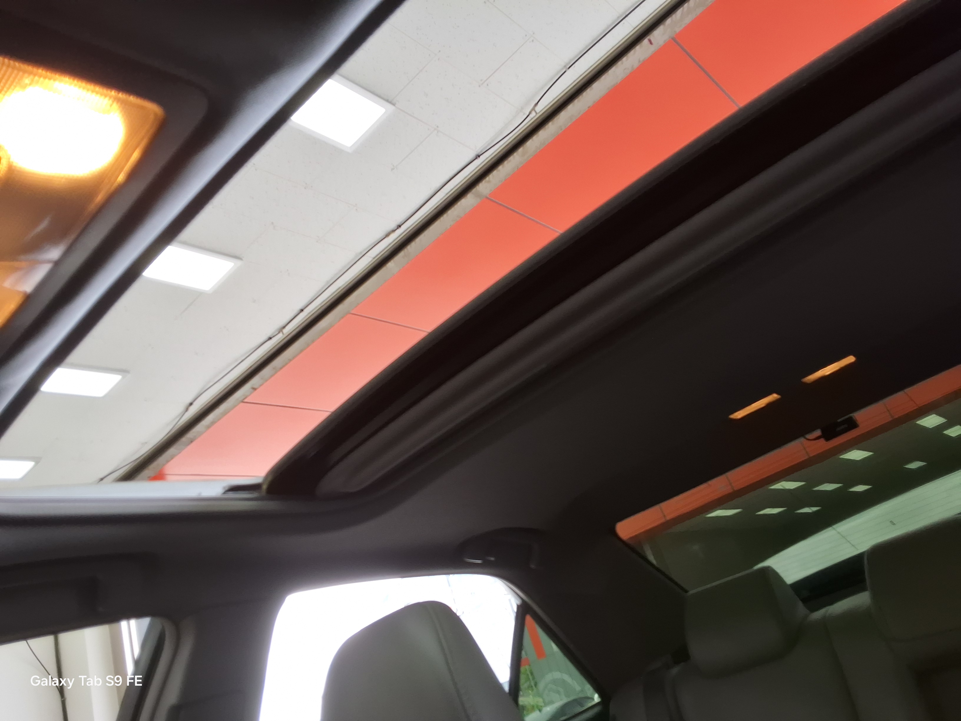 Toyota Camry 2014 - Image 18