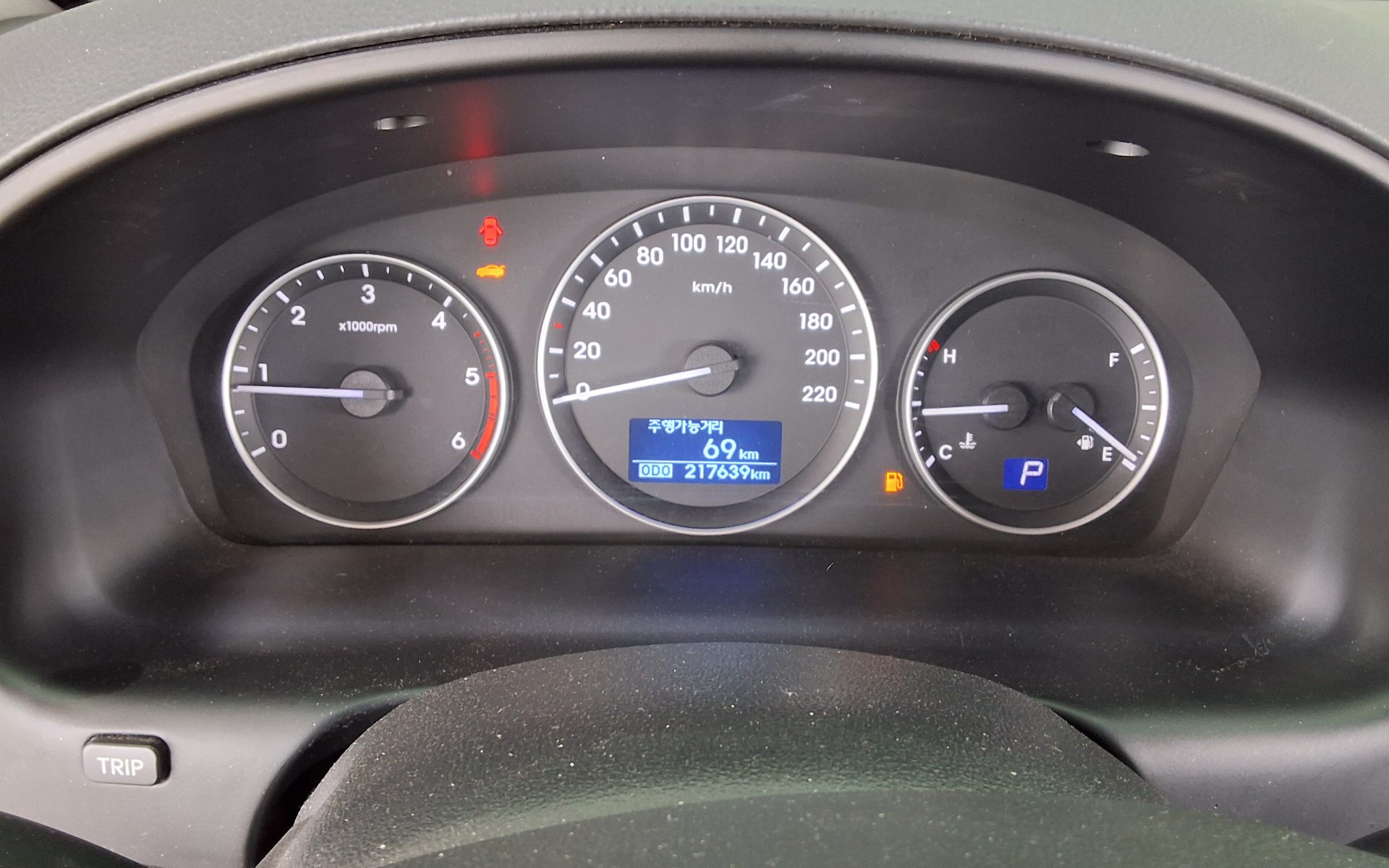 Hyundai Grand Starex 2018 - Image 8