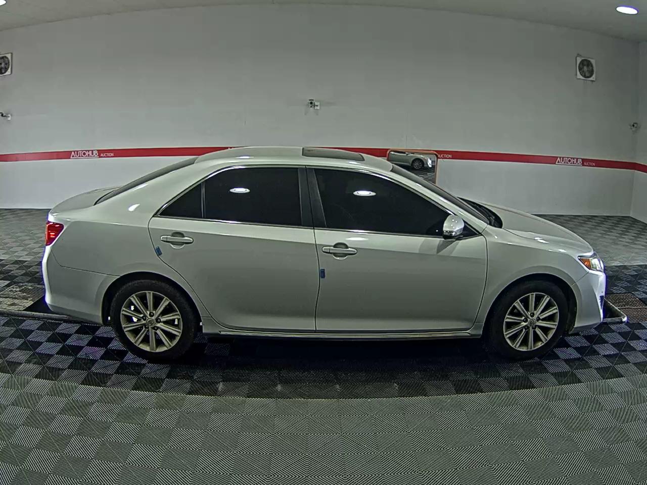 Toyota Camry 2014 - Image 3