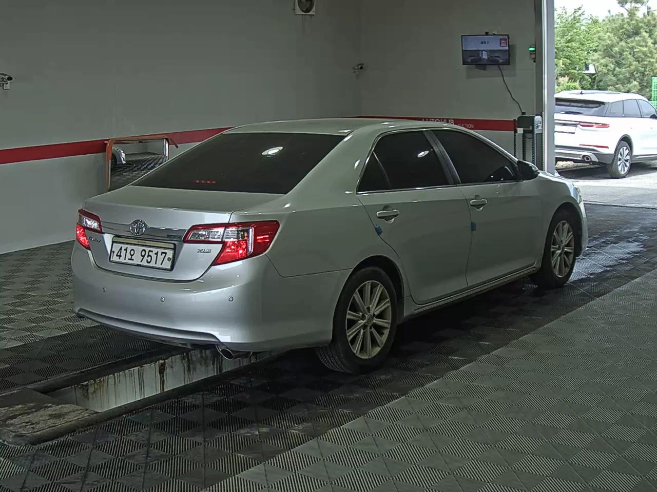 Toyota Camry 2014 - Image 4